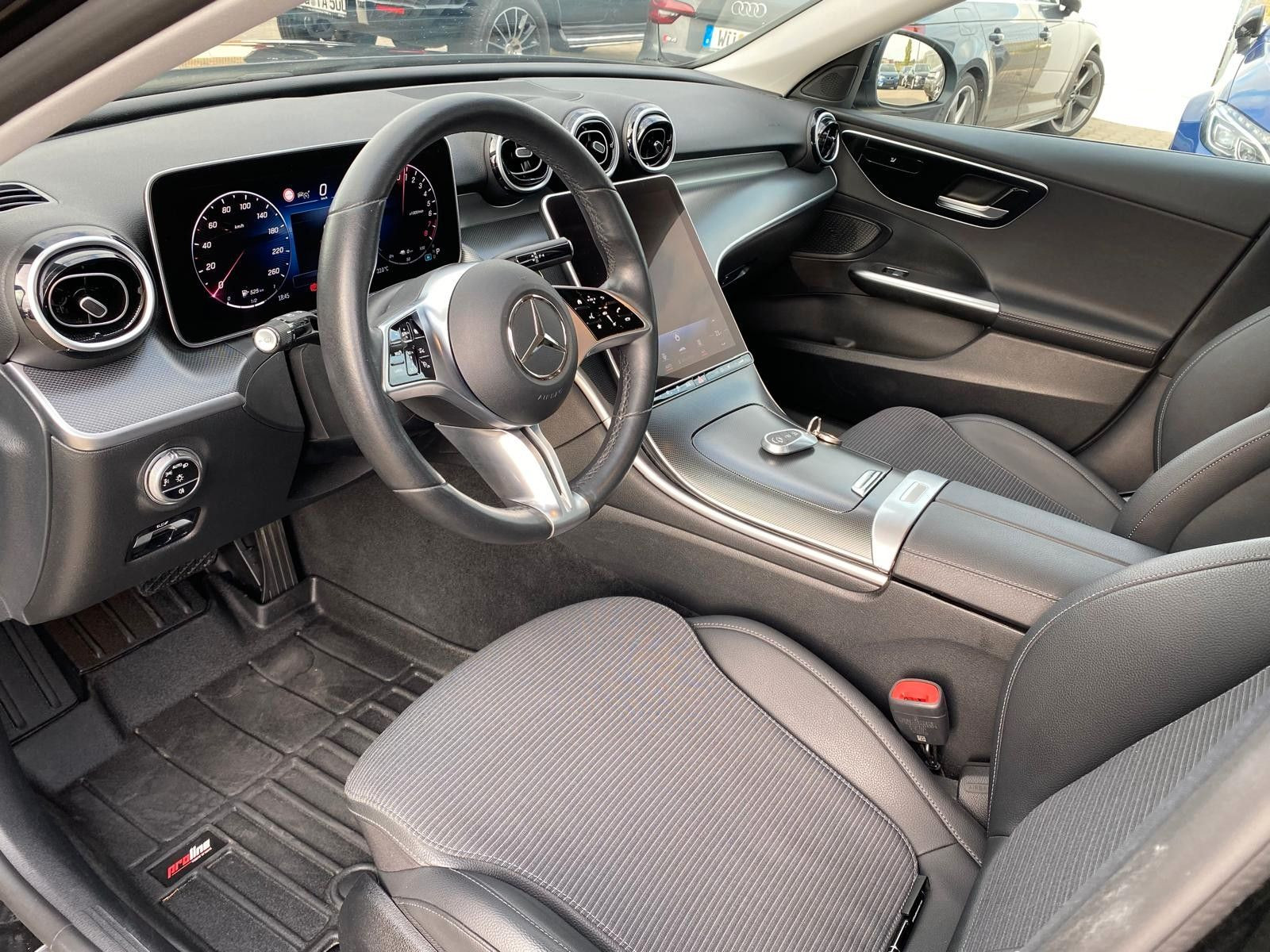 MERCEDES-BENZ C 300 Lim.e|LASER|NAVI/R-KAM/Plug in/SER.NEU - Bild 14