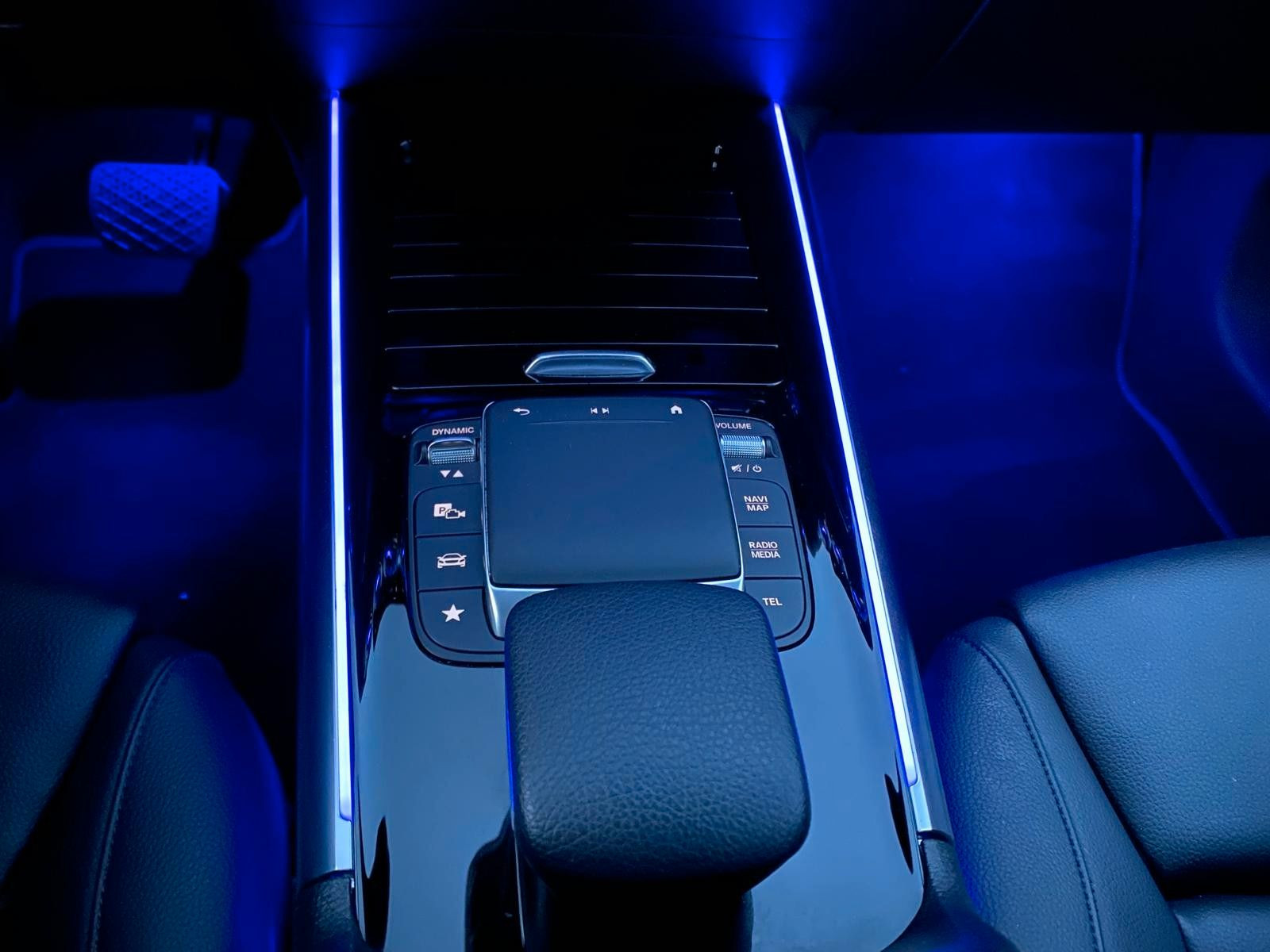 MERCEDES-BENZ B 250 e |LEDER|DIG.COCKPIT|NAVI - Bild 11