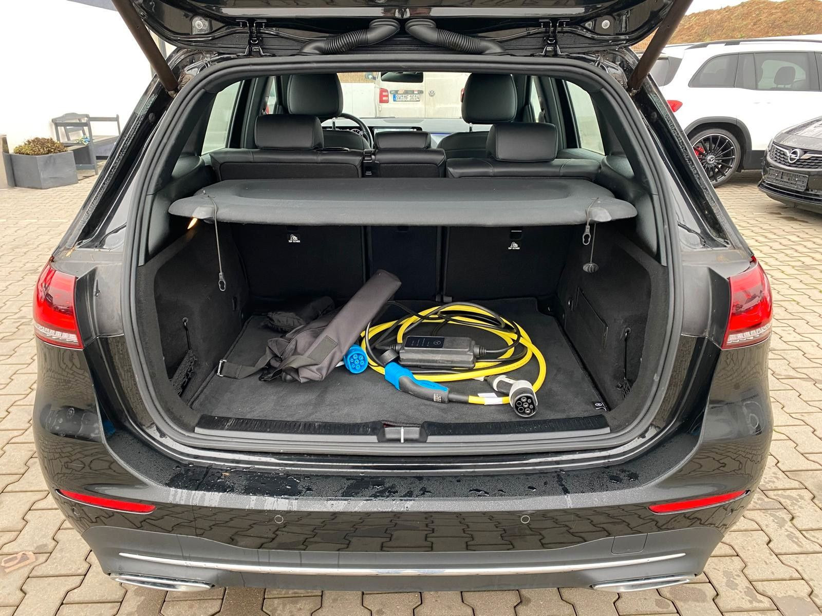MERCEDES-BENZ B 250 e |LEDER|DIG.COCKPIT|NAVI - Bild 12