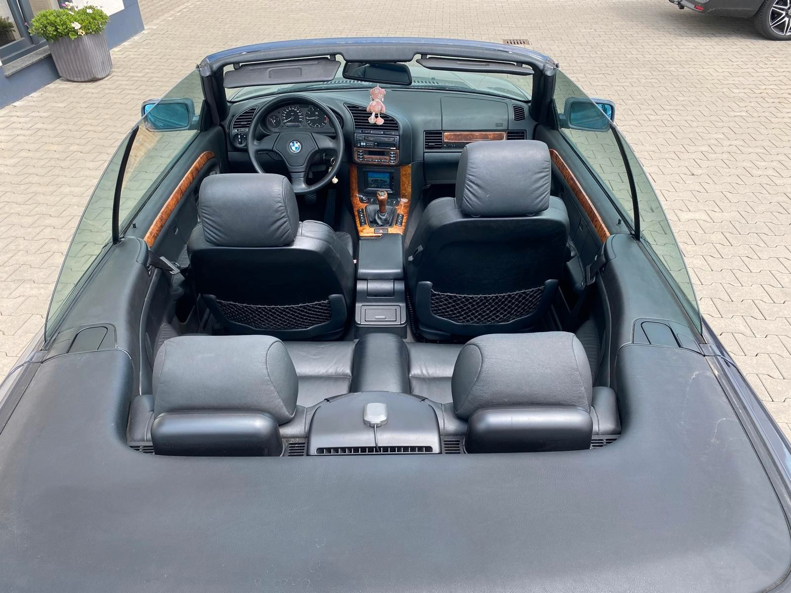BMW 318 i Cabrio|E36|Orig.KM|NAVI|LEDER|ALPINE|KLIMA - Bild 4