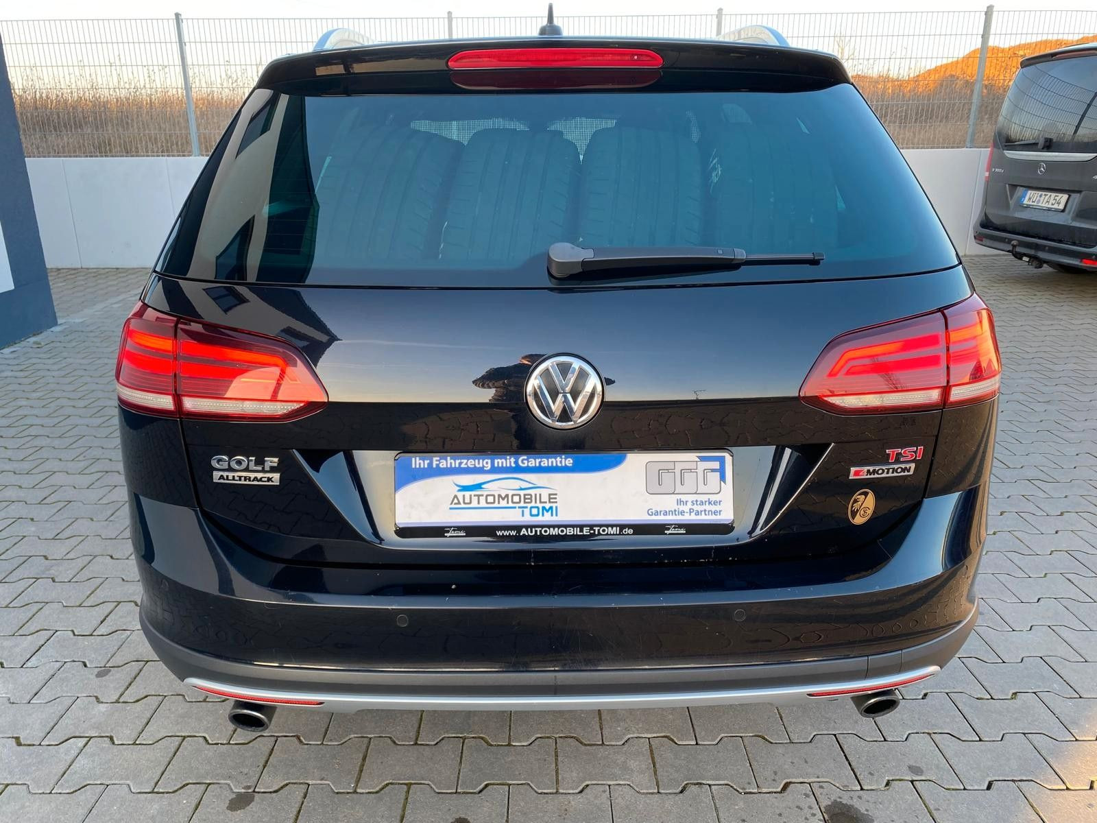 VW Golf VII Variant Alltrack|4Motion|PANO|NAVI| - Bild 4