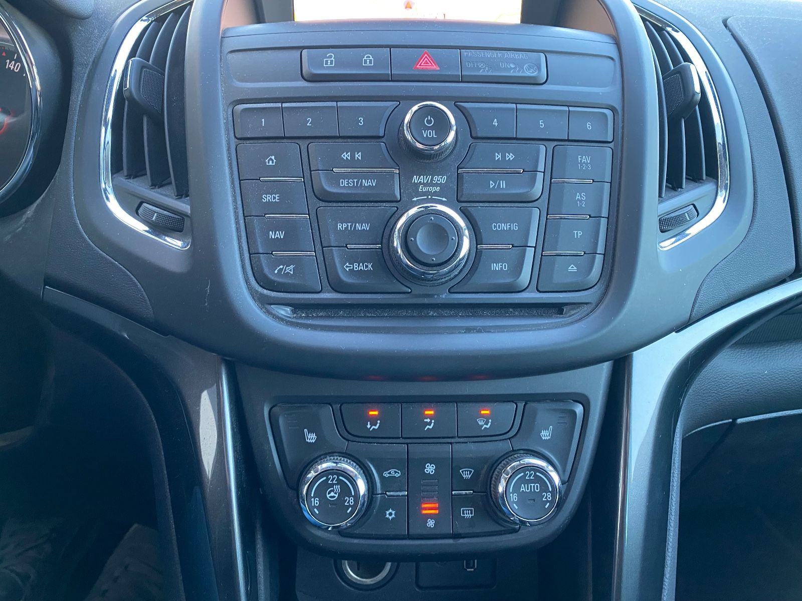 OPEL Zafira C Tourer Innovation/NAVI/R-KAM - Bild 13