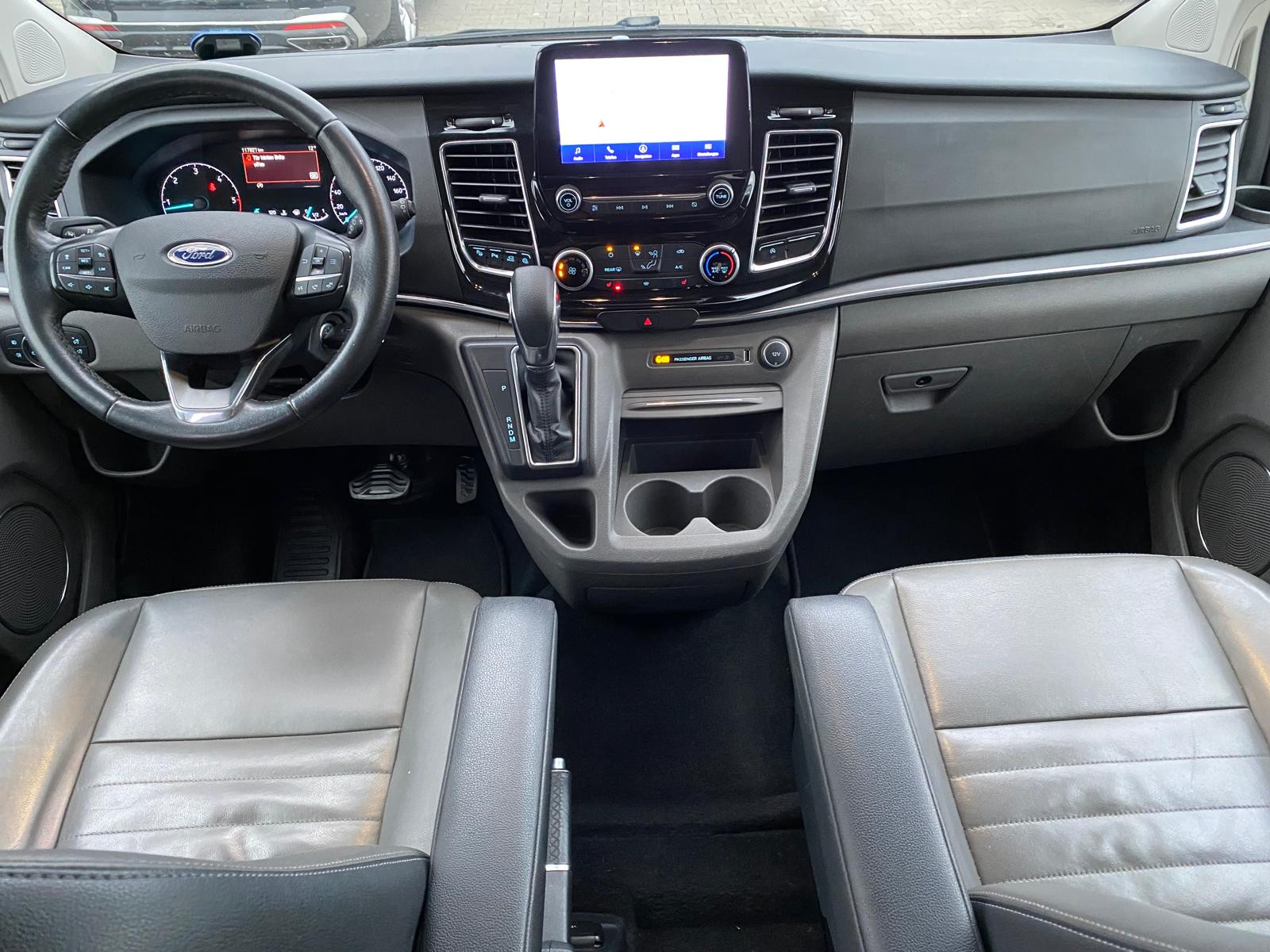 Ford Tourneo Custom Kombi 320 L1Titanium|LEDER|SZH| - Bild 2