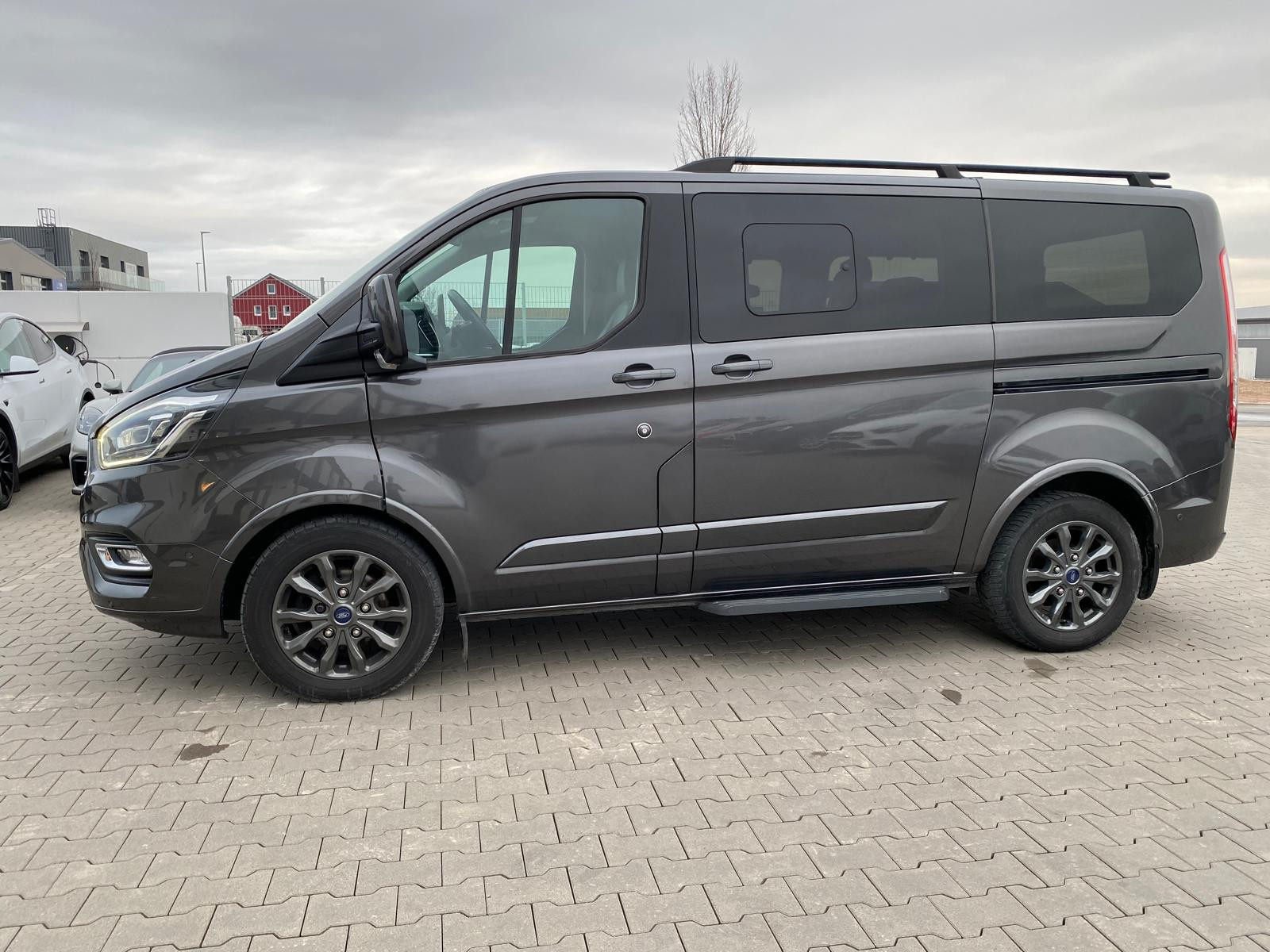 Ford Tourneo Custom Kombi 320 L1Titanium|LEDER|SZH| - Bild 5