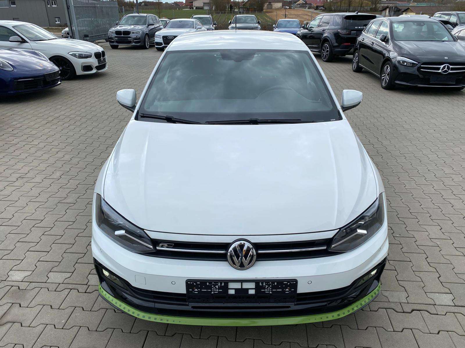 VW Polo Polo VI Highline / R-Line / R-KAM / APP/ TÜV+SERVICE NEU - Bild 10
