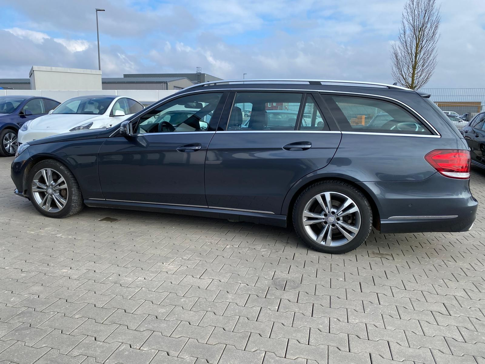Mercedes-Benz E 400 E 400 E T-Modell/ELEGANCE|360 KAM|SD|NAVI/ - Bild 8