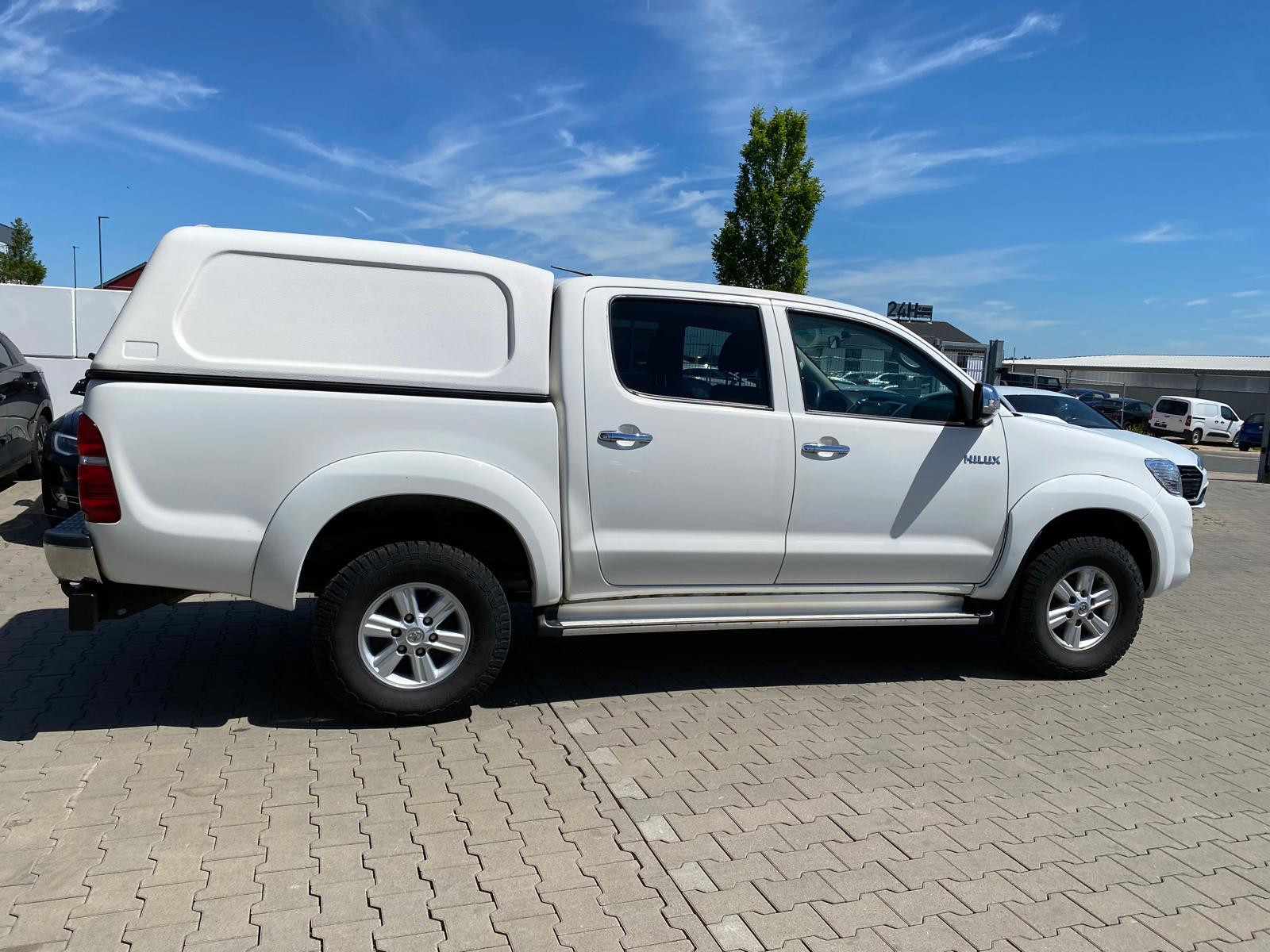 Toyota Hilux 4×4/Navi/R-Kam - Bild 9