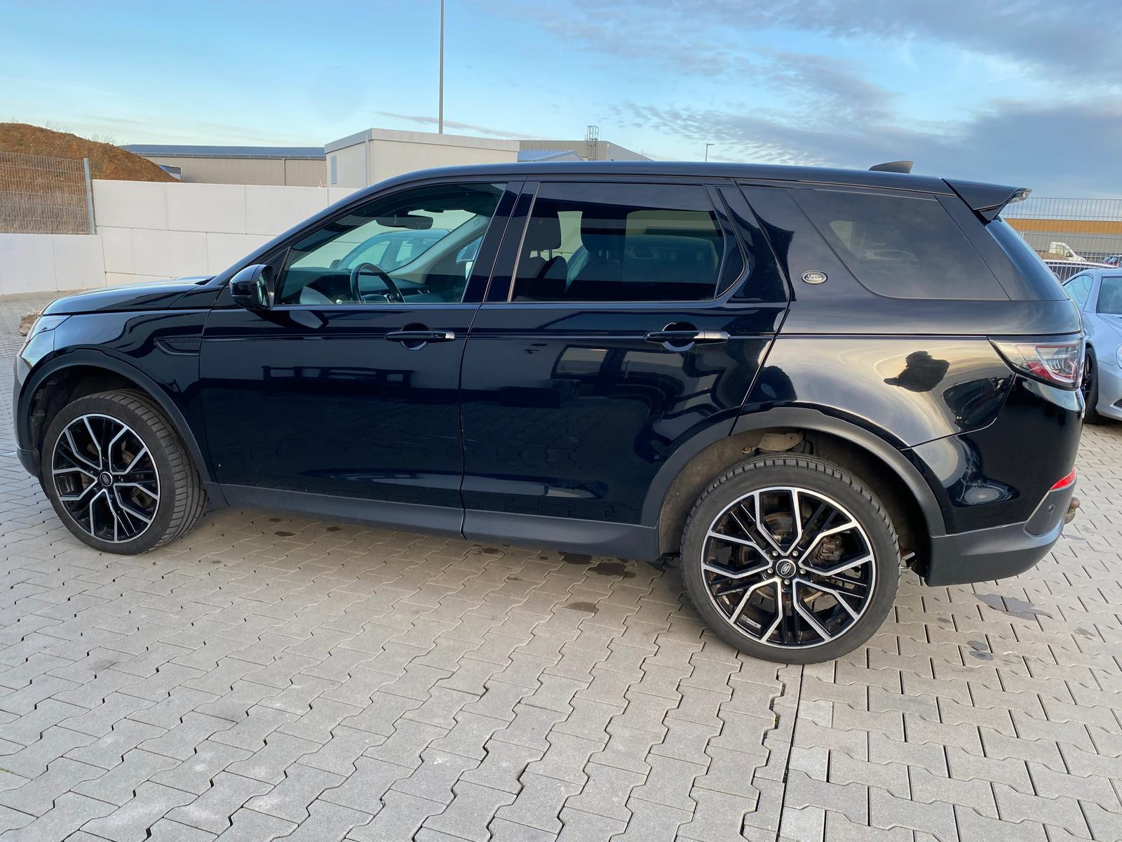 Land Rover Discovery Sport Discovery Sport S AWDI R-KAM/LEDER/LED/NAVI - Bild 8
