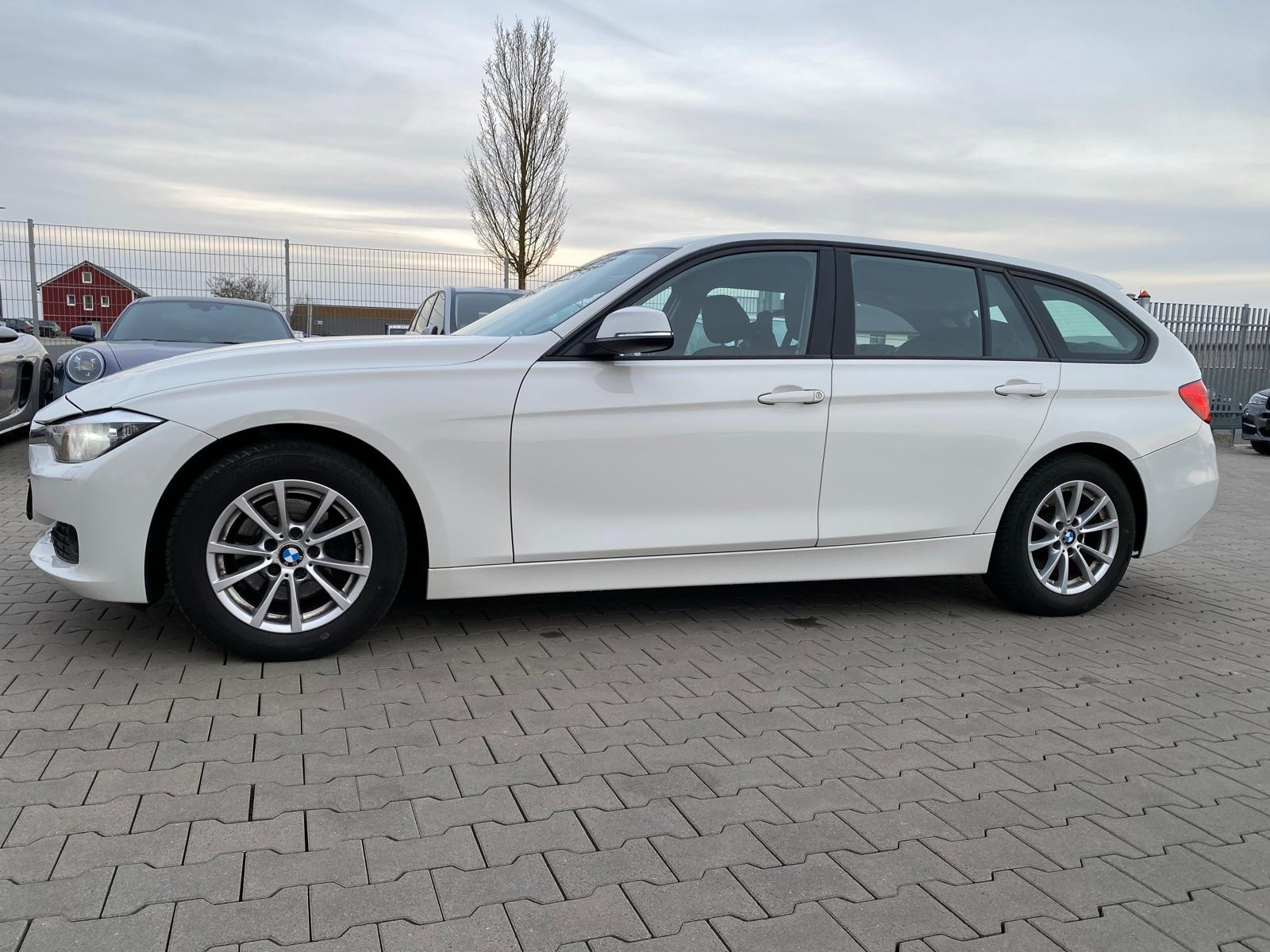 BMW 320 - Bild 5