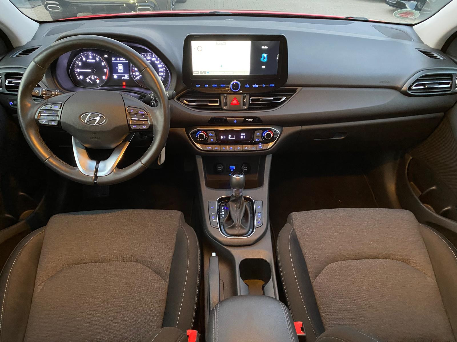 Hyundai i30 i30 1.0 T-GDI N Line/ NAVI/LED/R-KAM - Bild 2