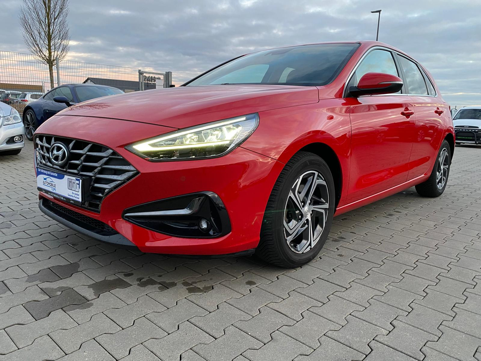 Hyundai i30 i30 1.0 T-GDI N Line/ NAVI/LED/R-KAM - Bild 9