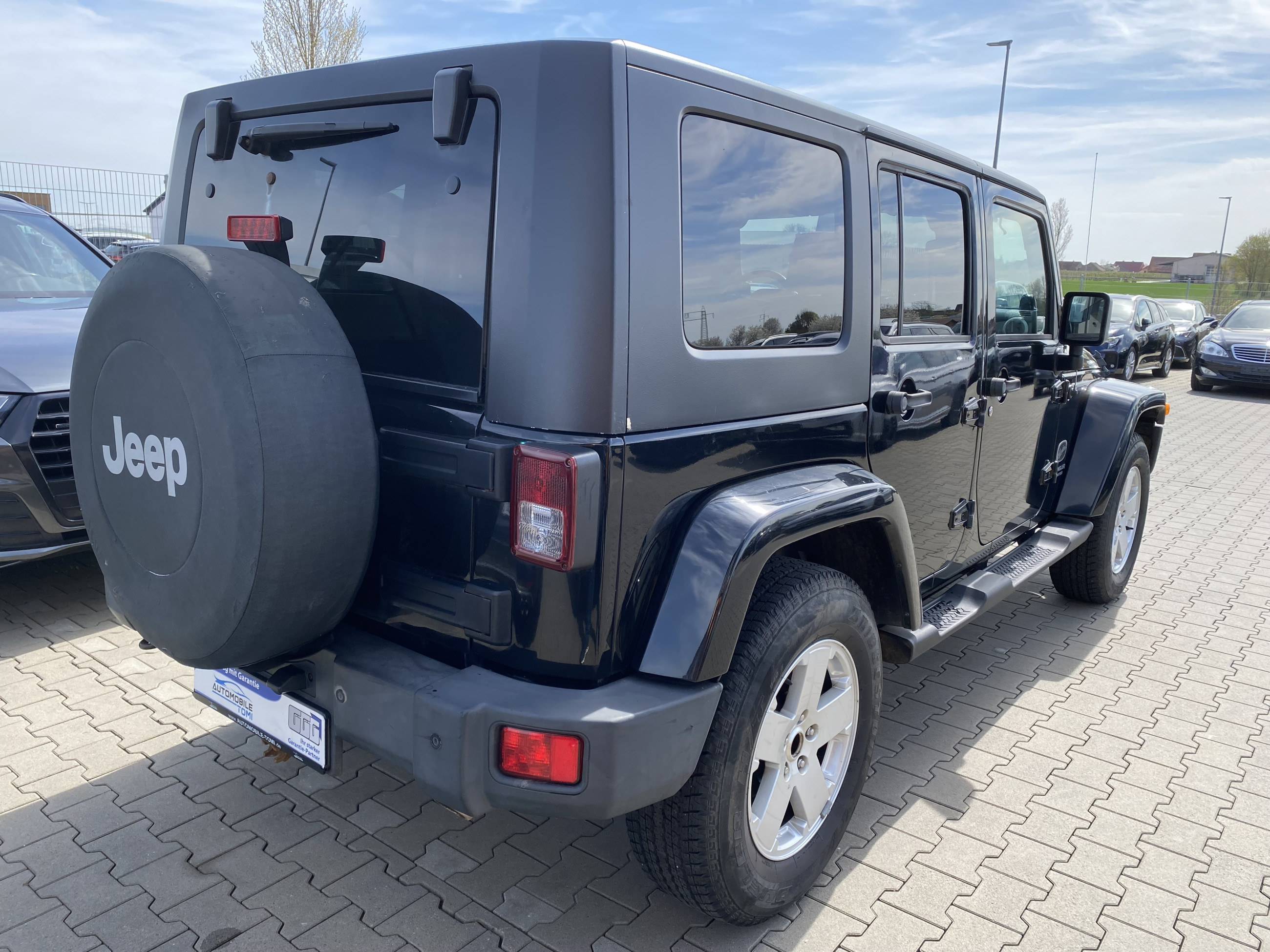 Jeep Wrangler Sahara/Leder/Navi/TÜN NEU/SOFTTOP - Bild 10