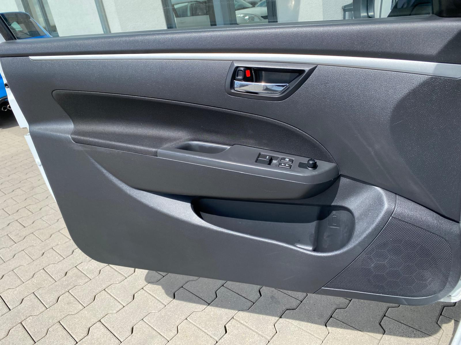 Suzuki Swift Basic/ TÜV NEU - Bild 14