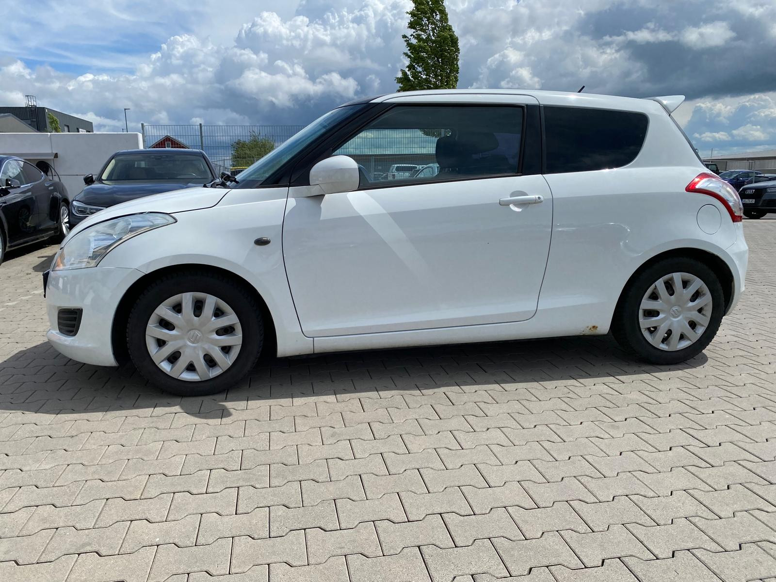 Suzuki Swift Basic/ TÜV NEU - Bild 5