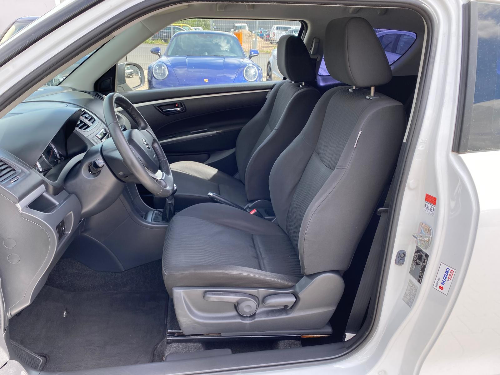 Suzuki Swift Basic/ TÜV NEU - Bild 9