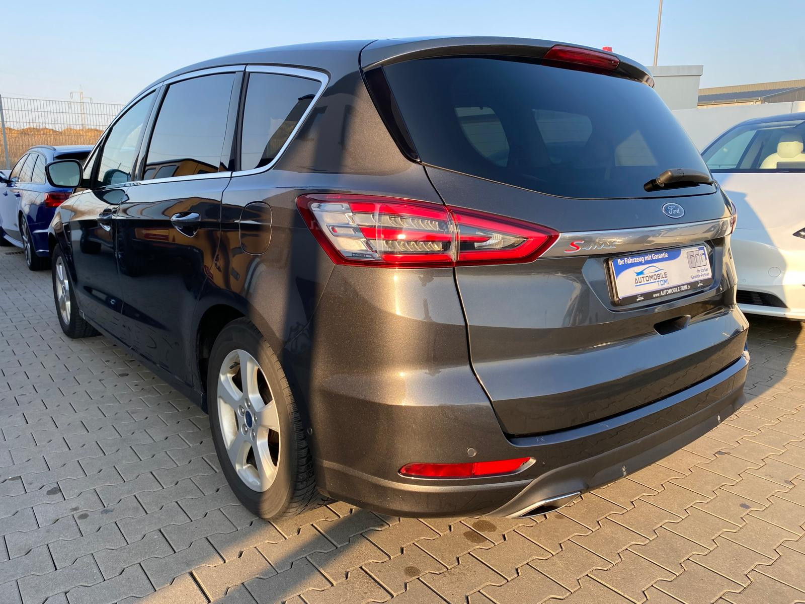 Ford S-MAX Titanium/7 SITZE/NAVI/LED - Bild 5