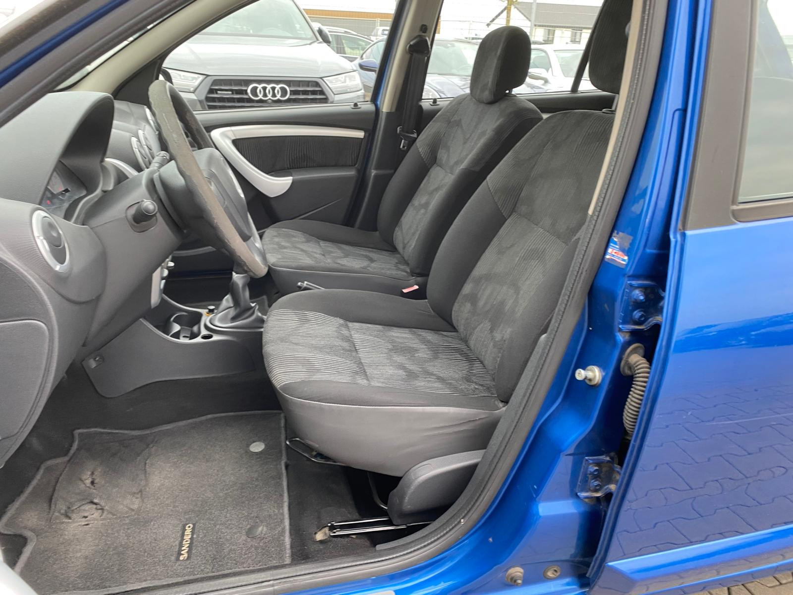 Dacia Sandero Laureate/ TÜV NEU - Bild 10