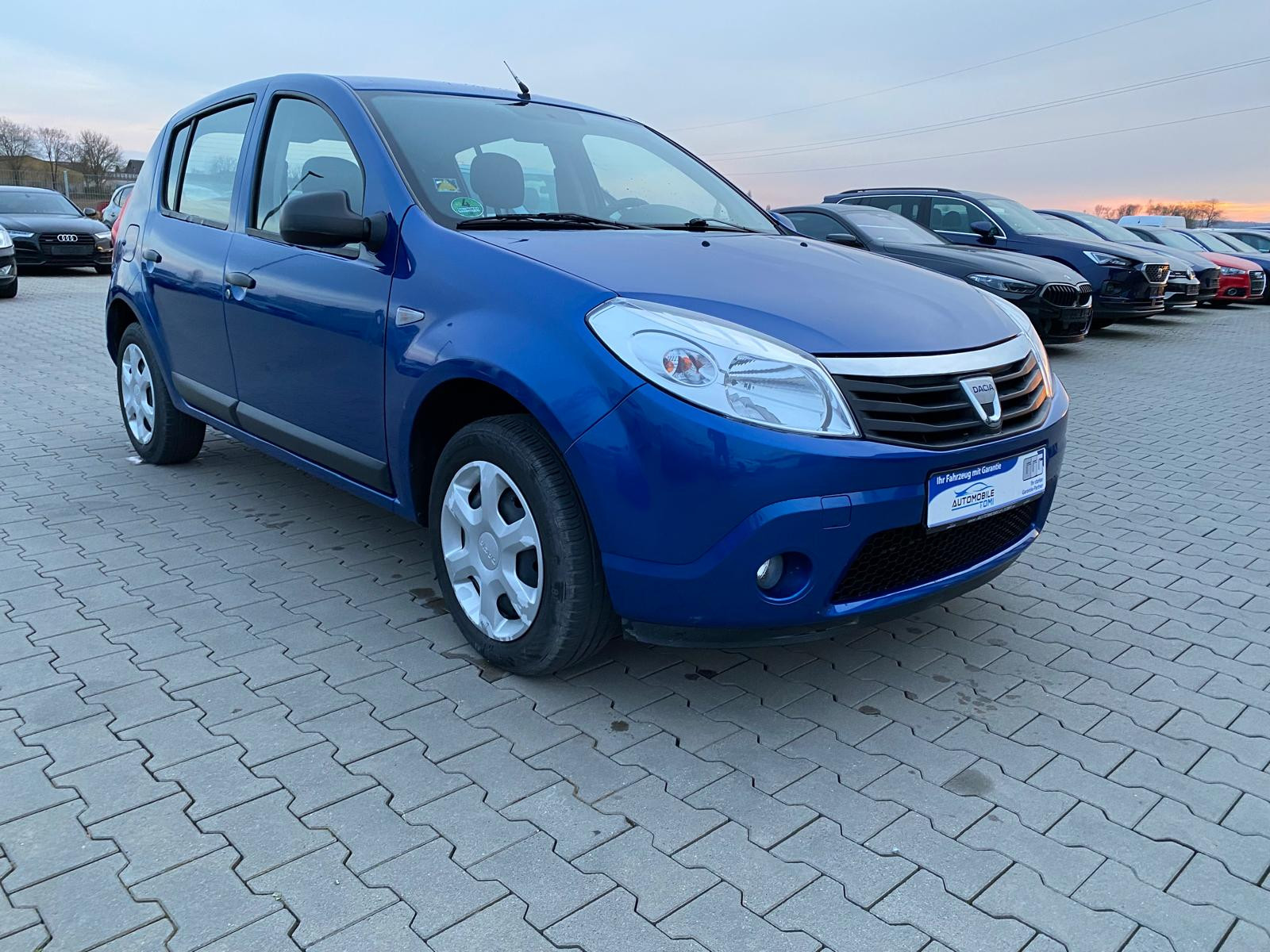 Dacia Sandero Laureate/ TÜV NEU - Bild 8