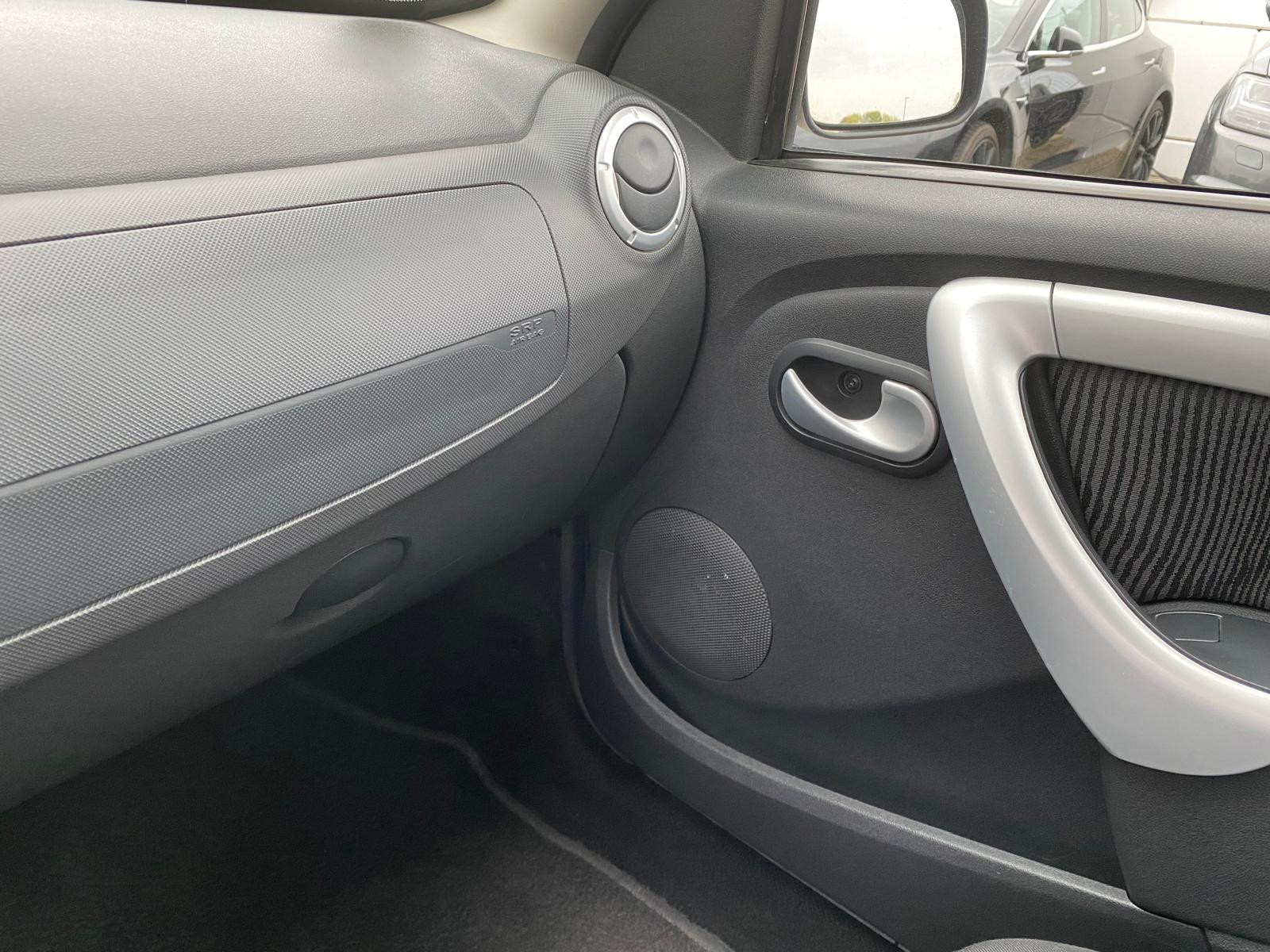 Dacia Sandero Laureate/ TÜV NEU - Bild 9