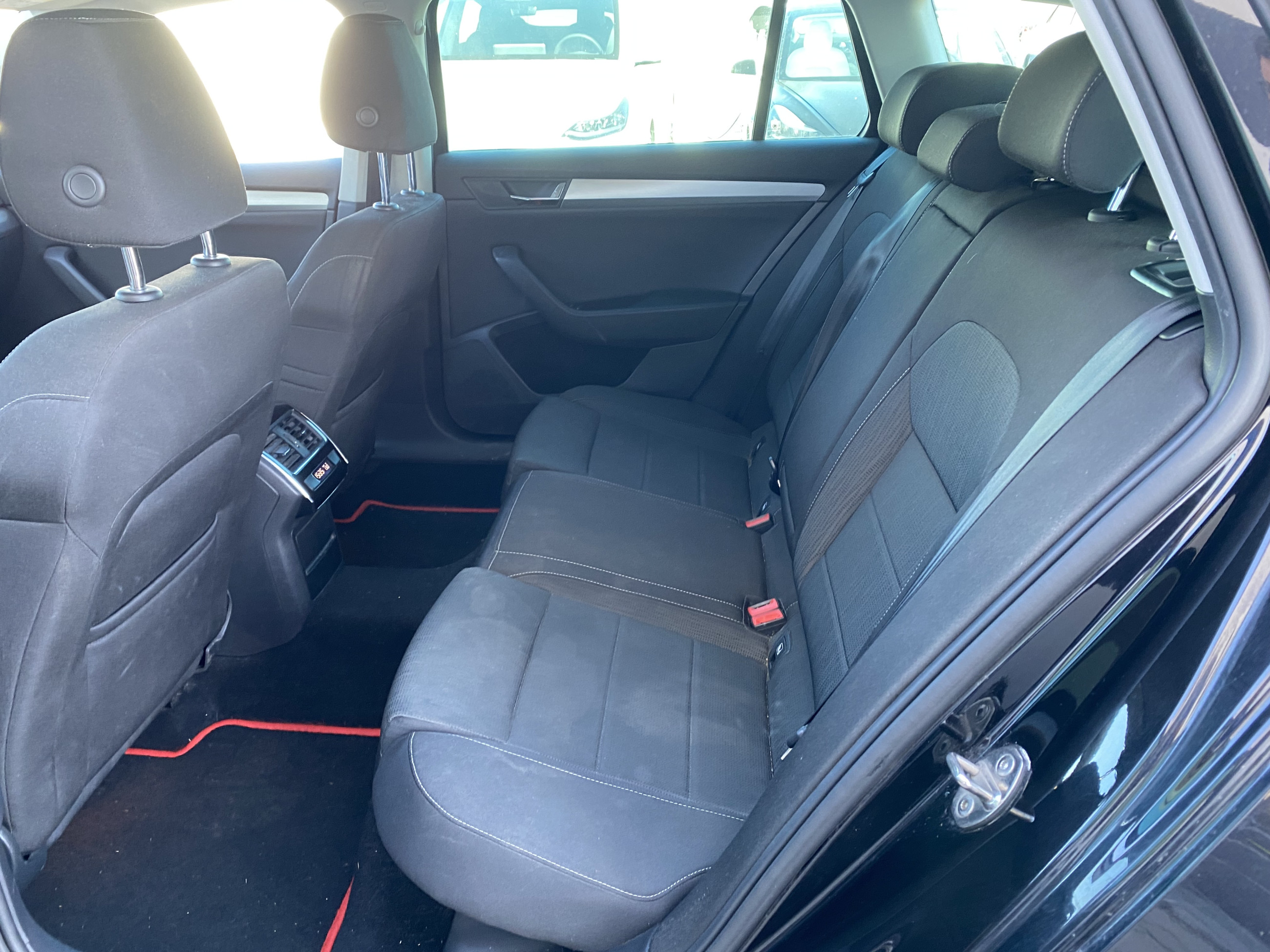 Skoda Superb Ambition 4×4 - Bild 11