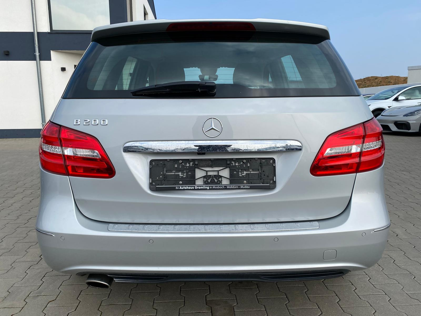 Mercedes-Benz B 200 B 200/BI XENON/NAVI/R-KAM - Bild 4