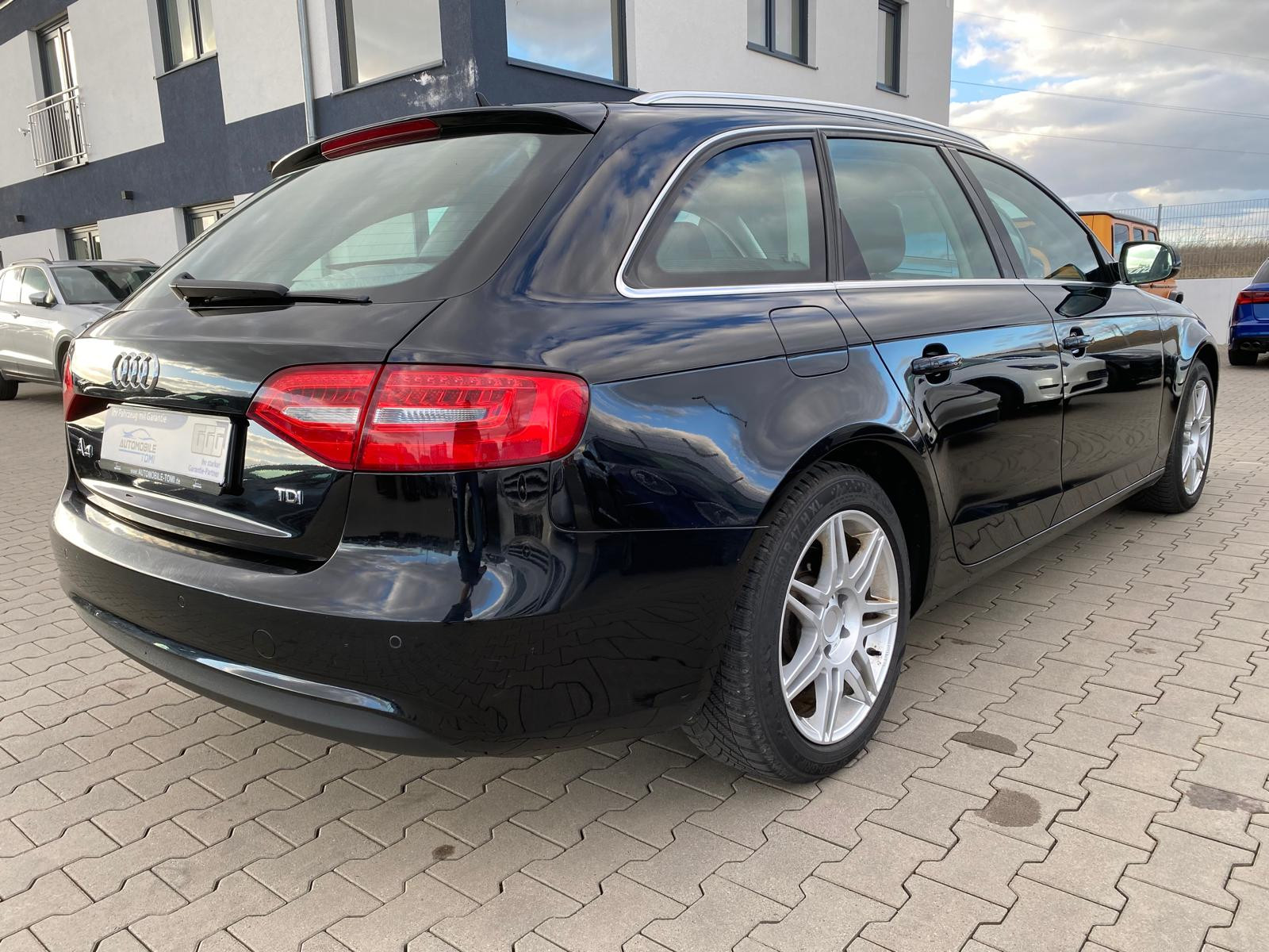 Audi A4 Ambiente/NAVI/8fach-Bereift - Bild 5