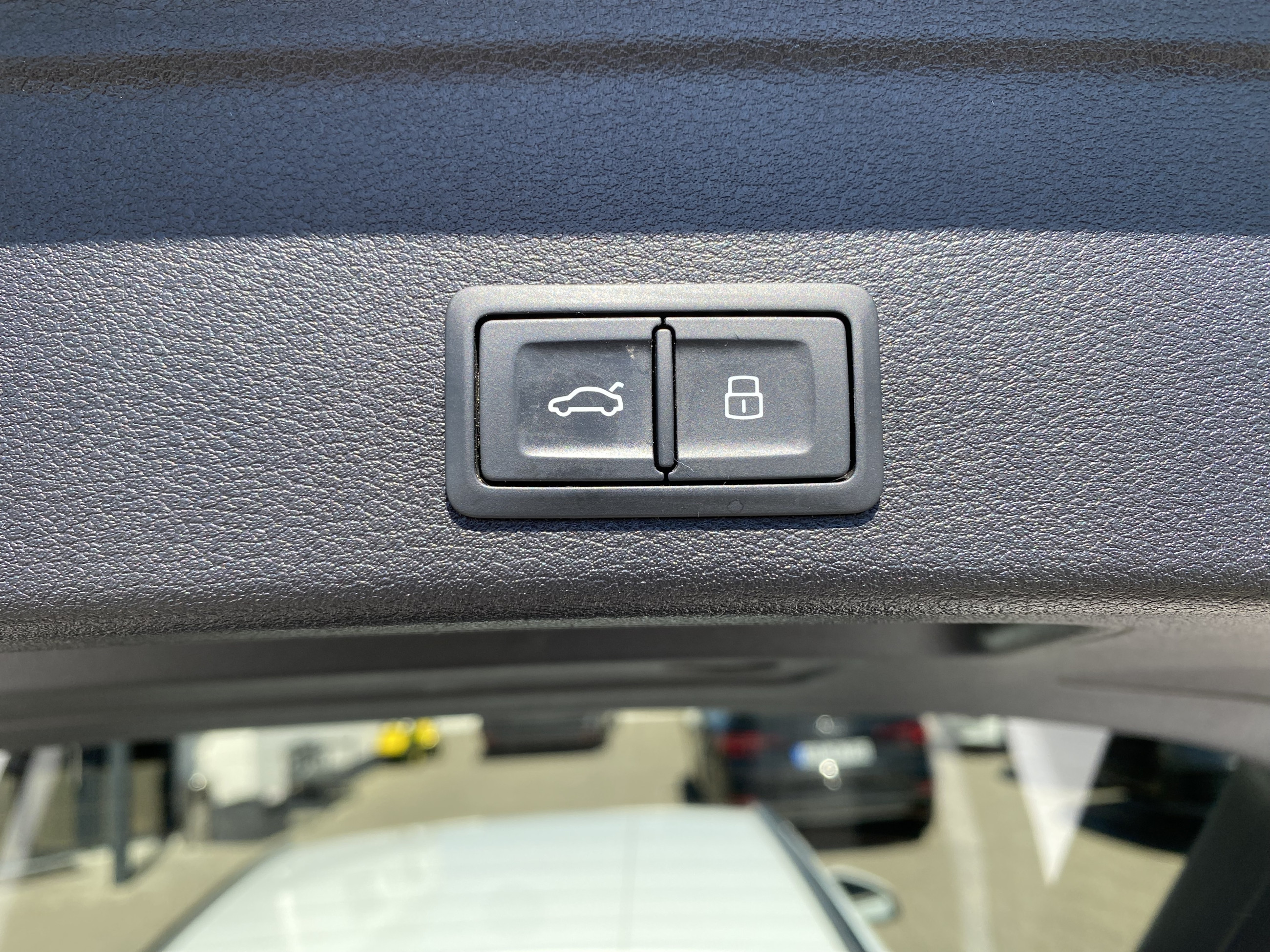 Audi A4 35 TDI advanced/Head-Up/Navi/DAB - Bild 12
