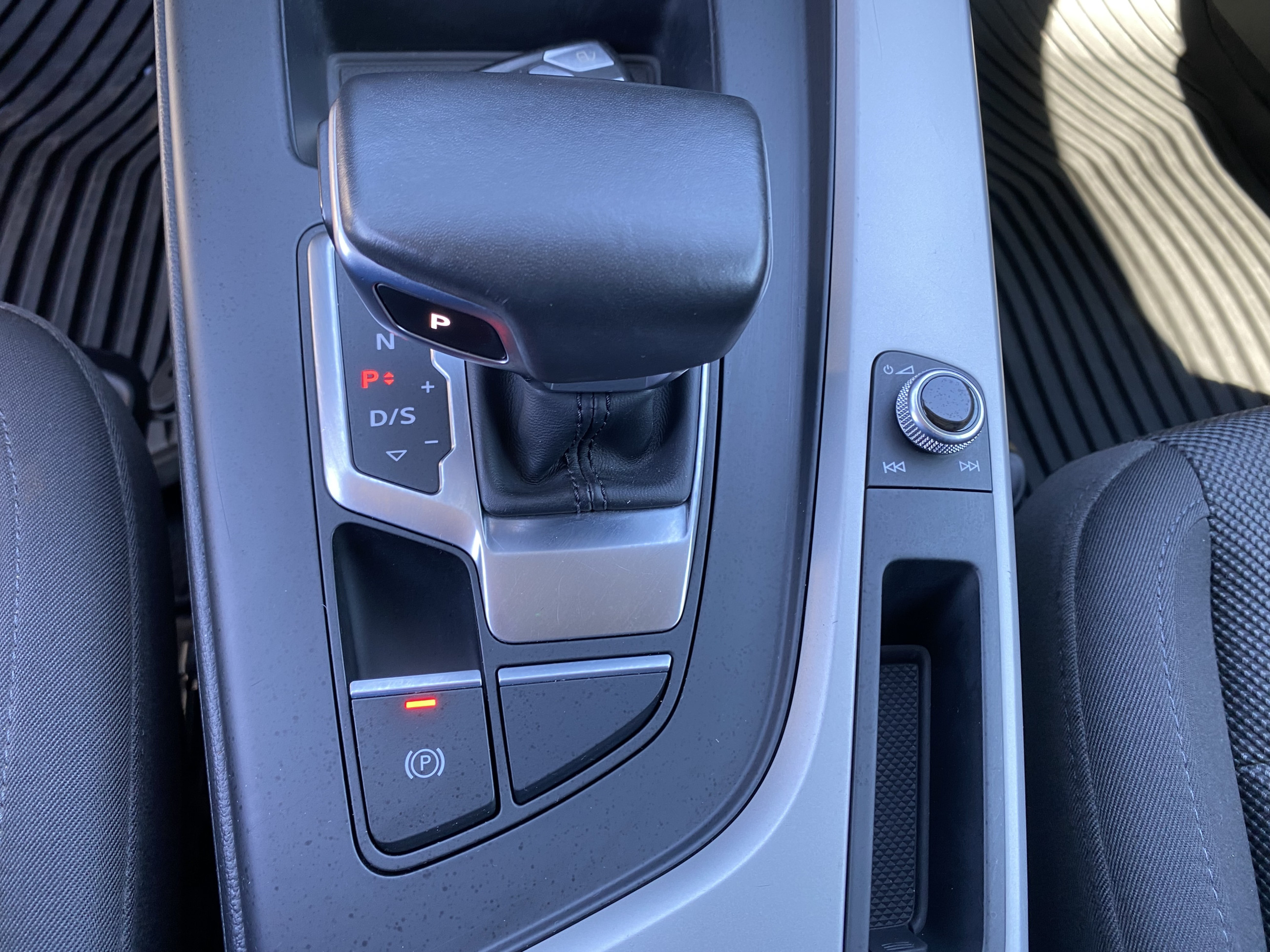 Audi A4 35 TDI advanced/Head-Up/Navi/DAB - Bild 14