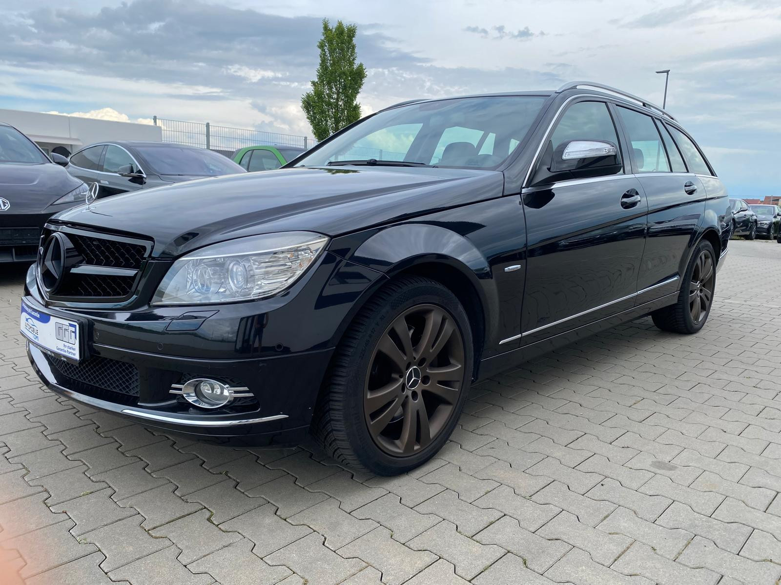 Mercedes-Benz C 350 AMG Paket/NAVI/LEDER/Avantgarde - Bild 1
