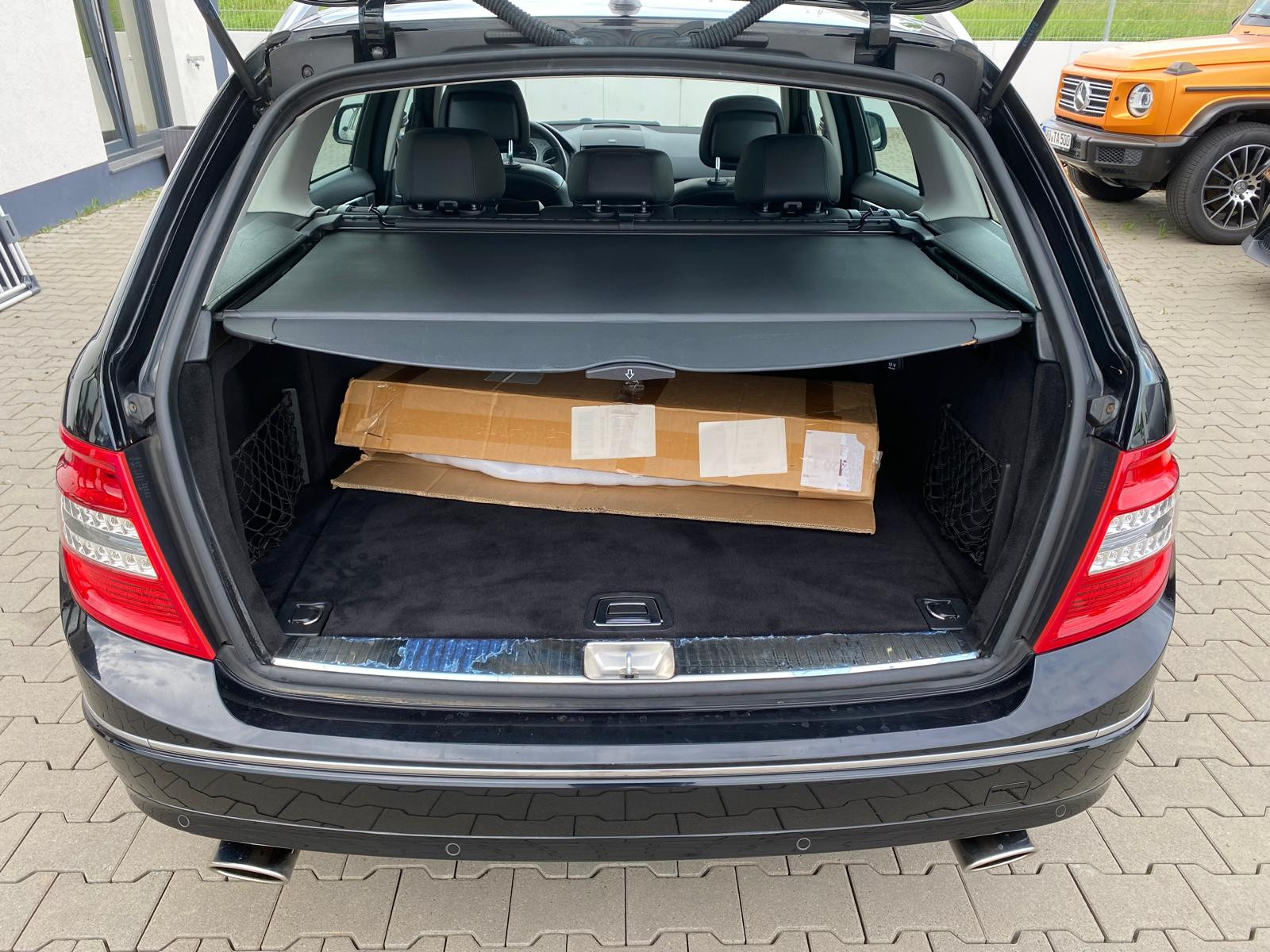 Mercedes-Benz C 350 AMG Paket/NAVI/LEDER/Avantgarde - Bild 10