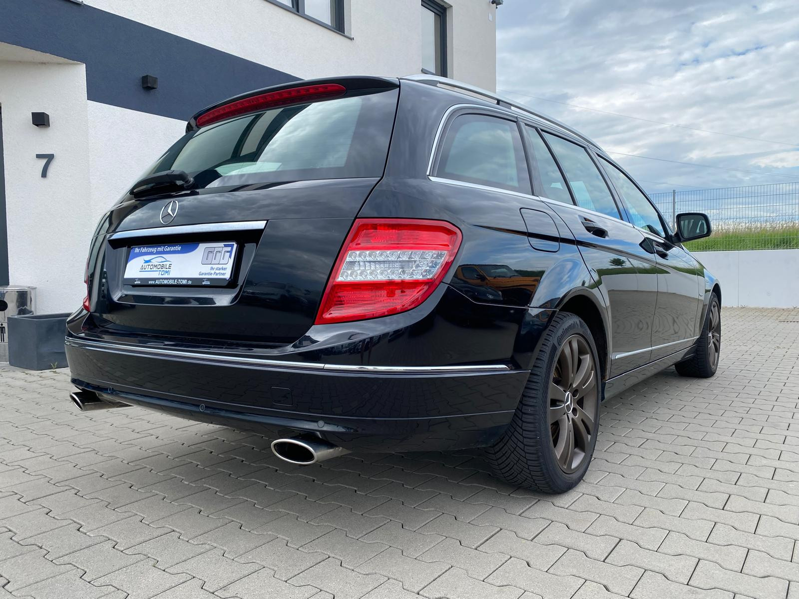 Mercedes-Benz C 350 AMG Paket/NAVI/LEDER/Avantgarde - Bild 4
