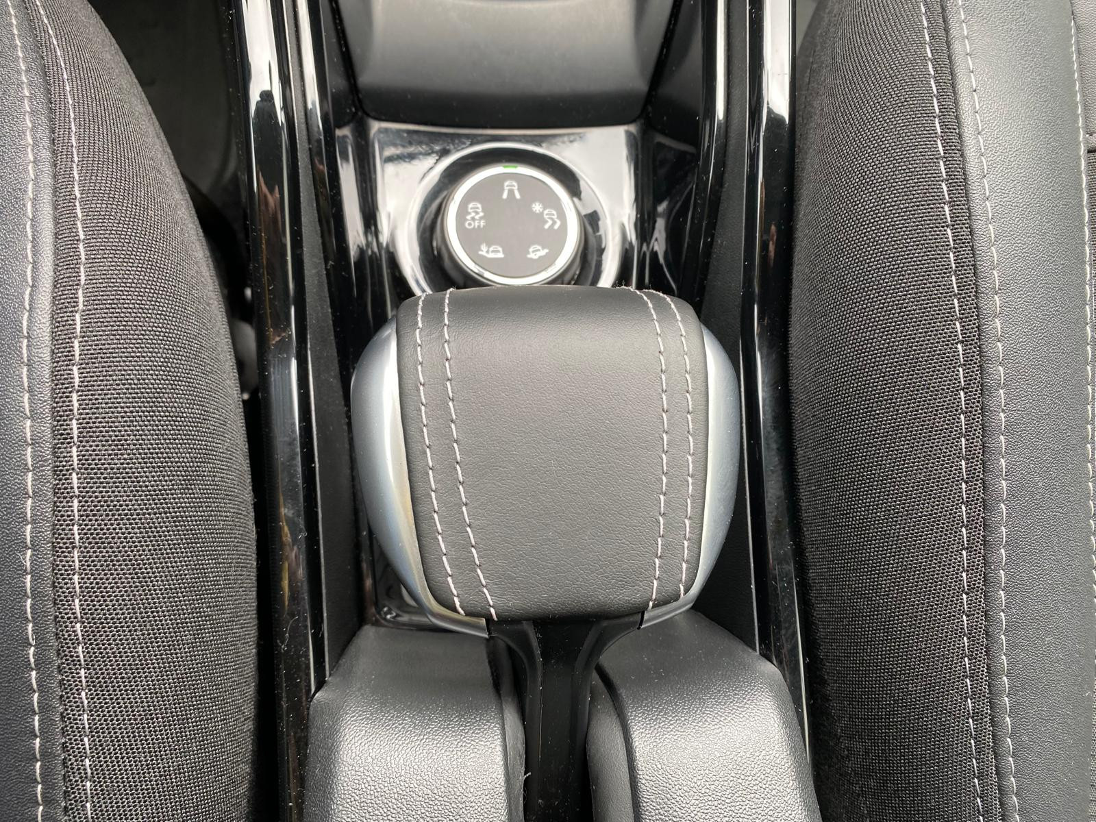Peugeot 2008 Allure - Bild 15