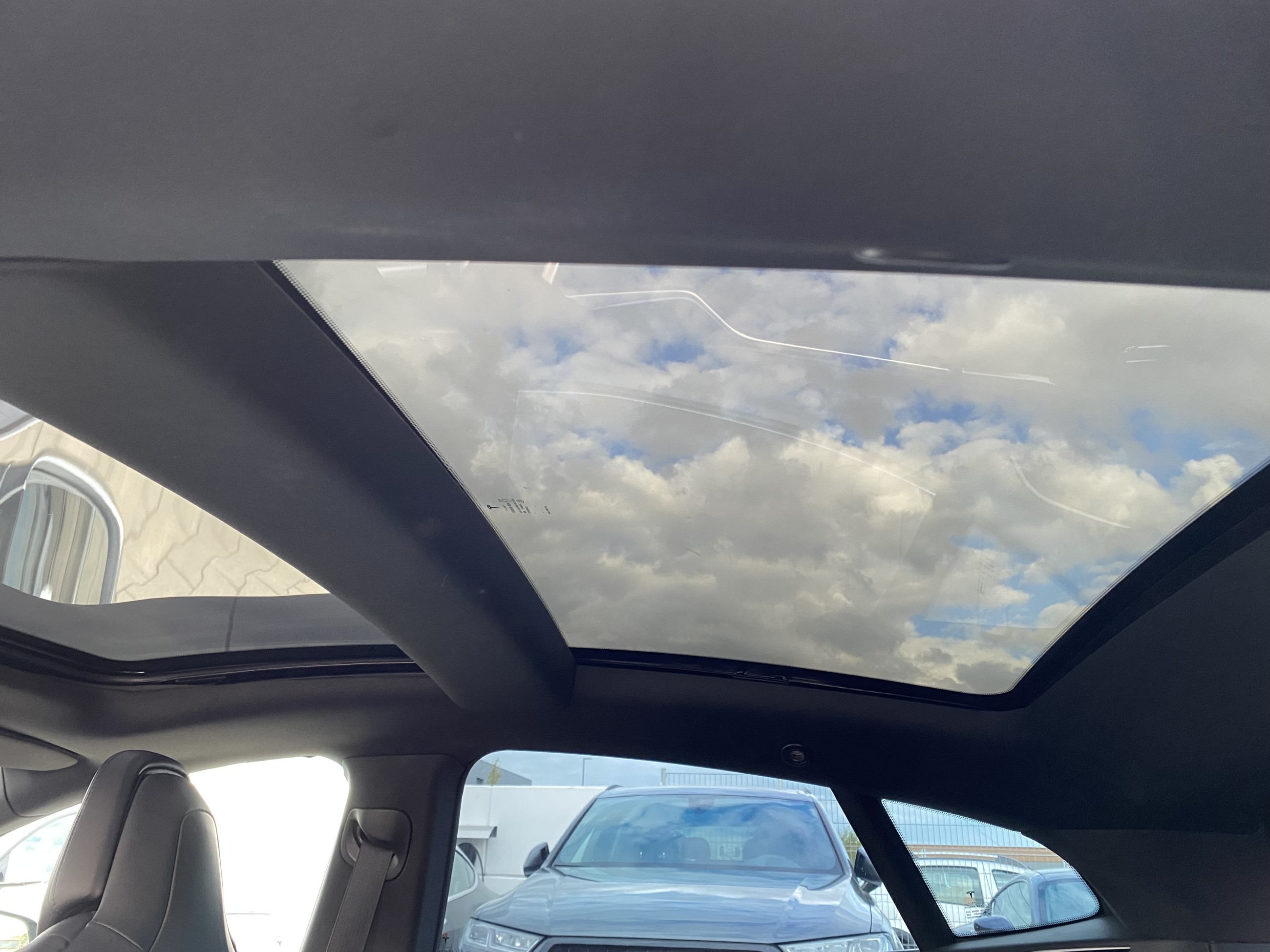 Tesla Model S 85D/Allrad/ - Bild 13