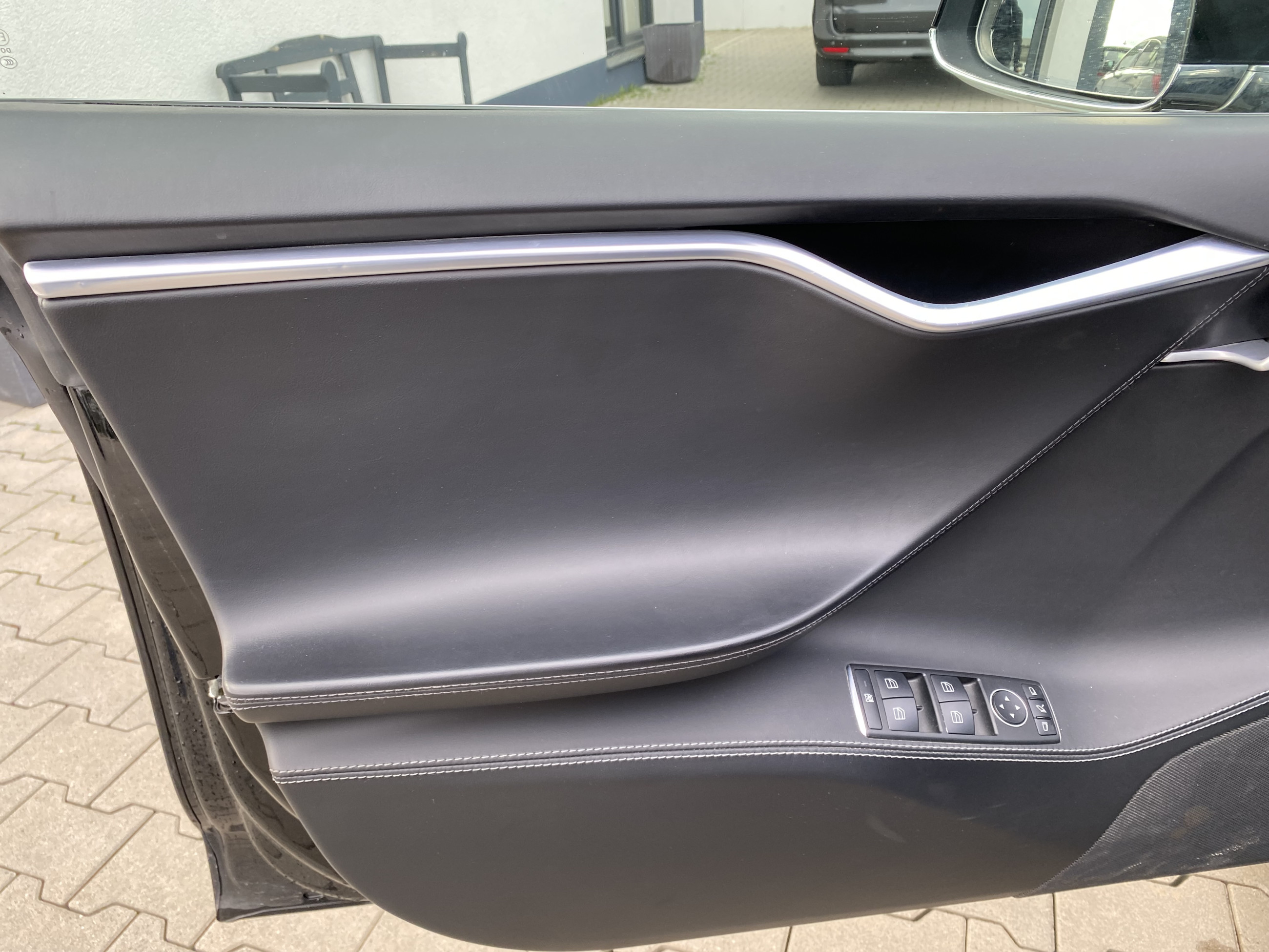 Tesla Model S 85D/Allrad/ - Bild 14