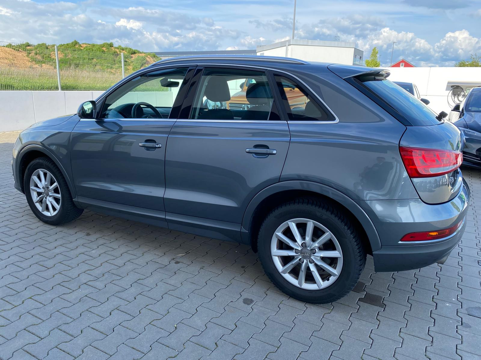 Audi Q3 sport quattro/Gute Zustand - Bild 3