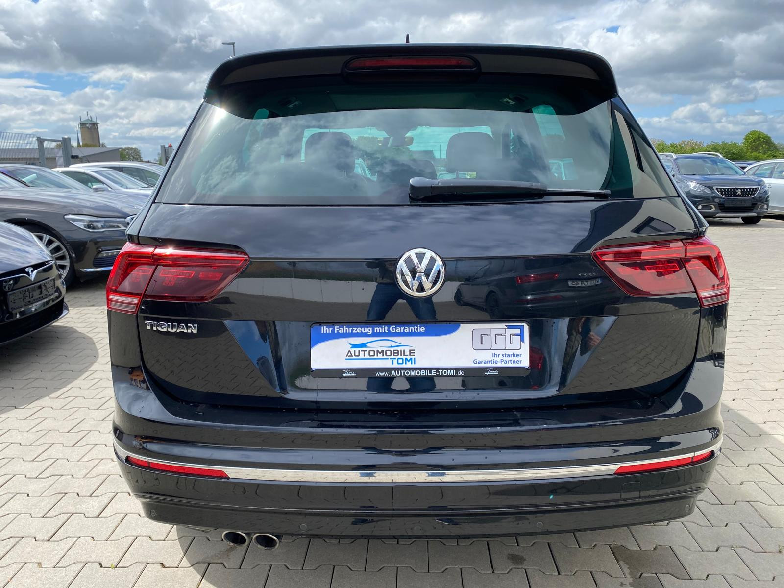 VW Tiguan Highline/ R- Line / NAVI/ Pano/Leder/ACC - Bild 10