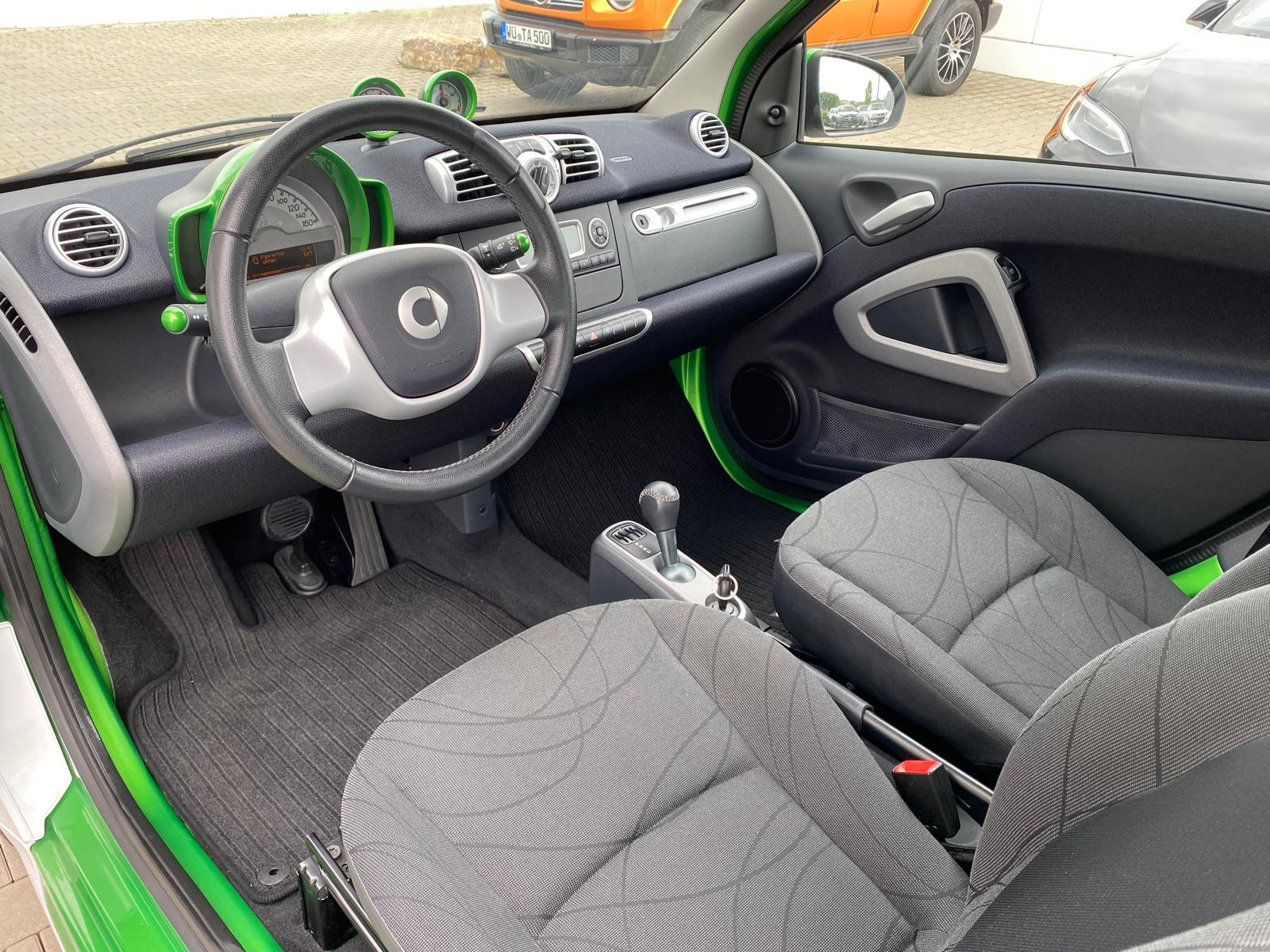 Smart fortwo electric drive (451.390) - Bild 2