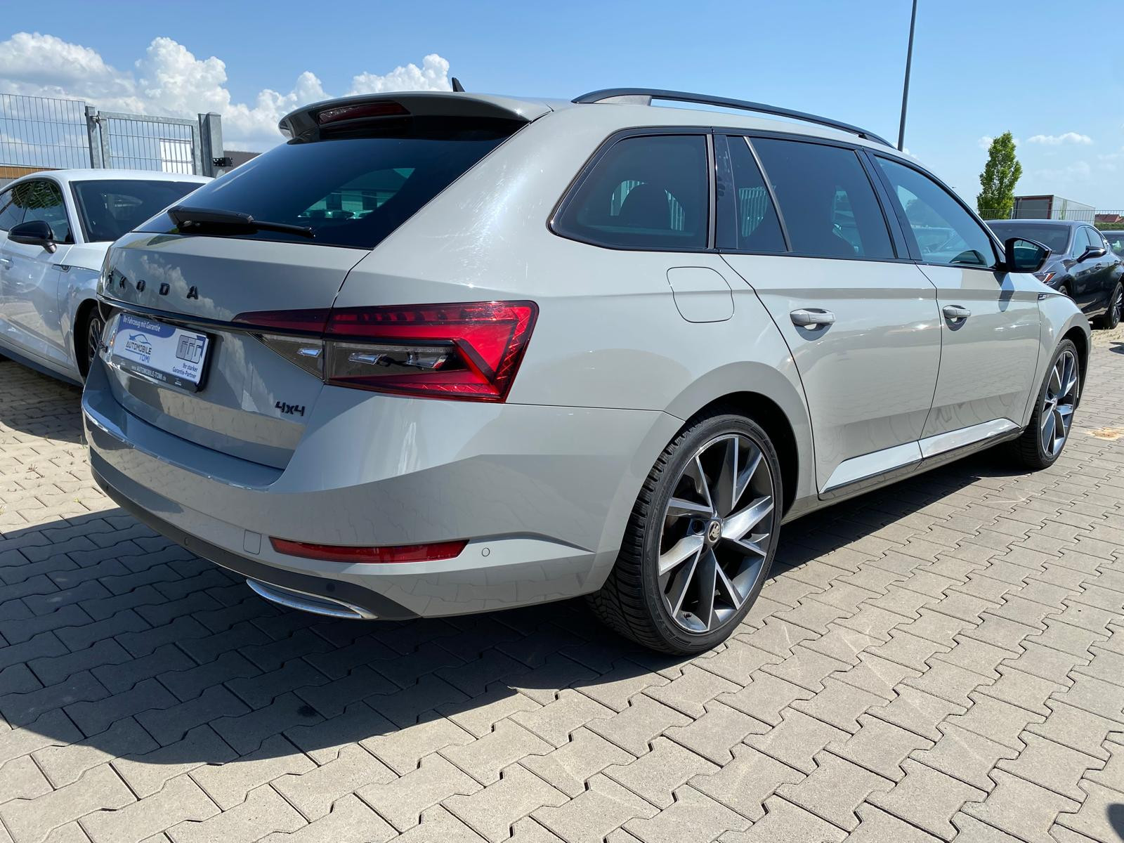 Skoda Superb Sportline 4×4 - Bild 9