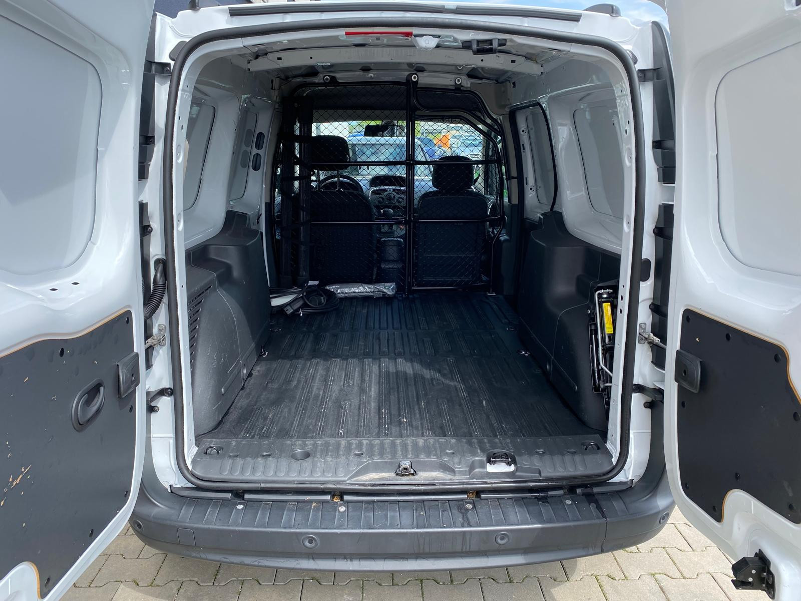 Renault Kangoo Z.E. 33 Maxi 2-Sitzer/Klima - Bild 15