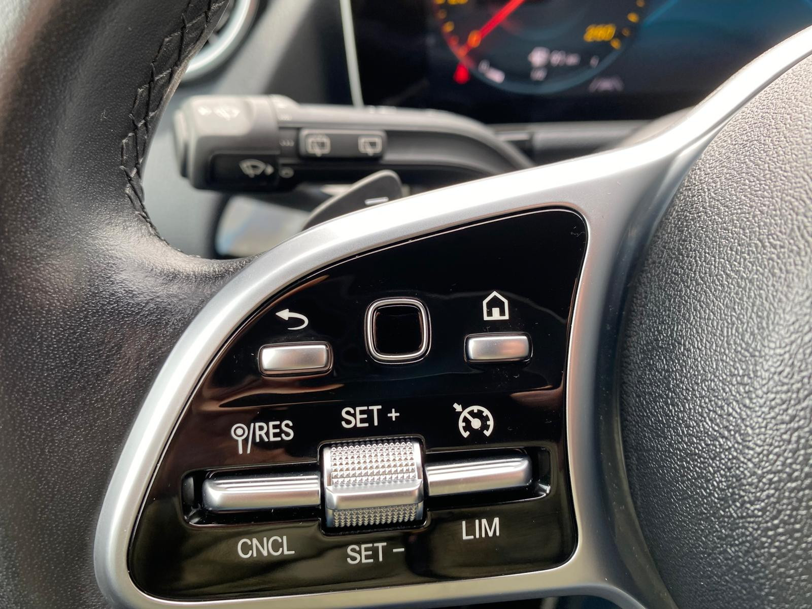 Mercedes-Benz B 180 NAVI/AHK/R-KAM NAVI/AHK/R-KAM - Bild 11
