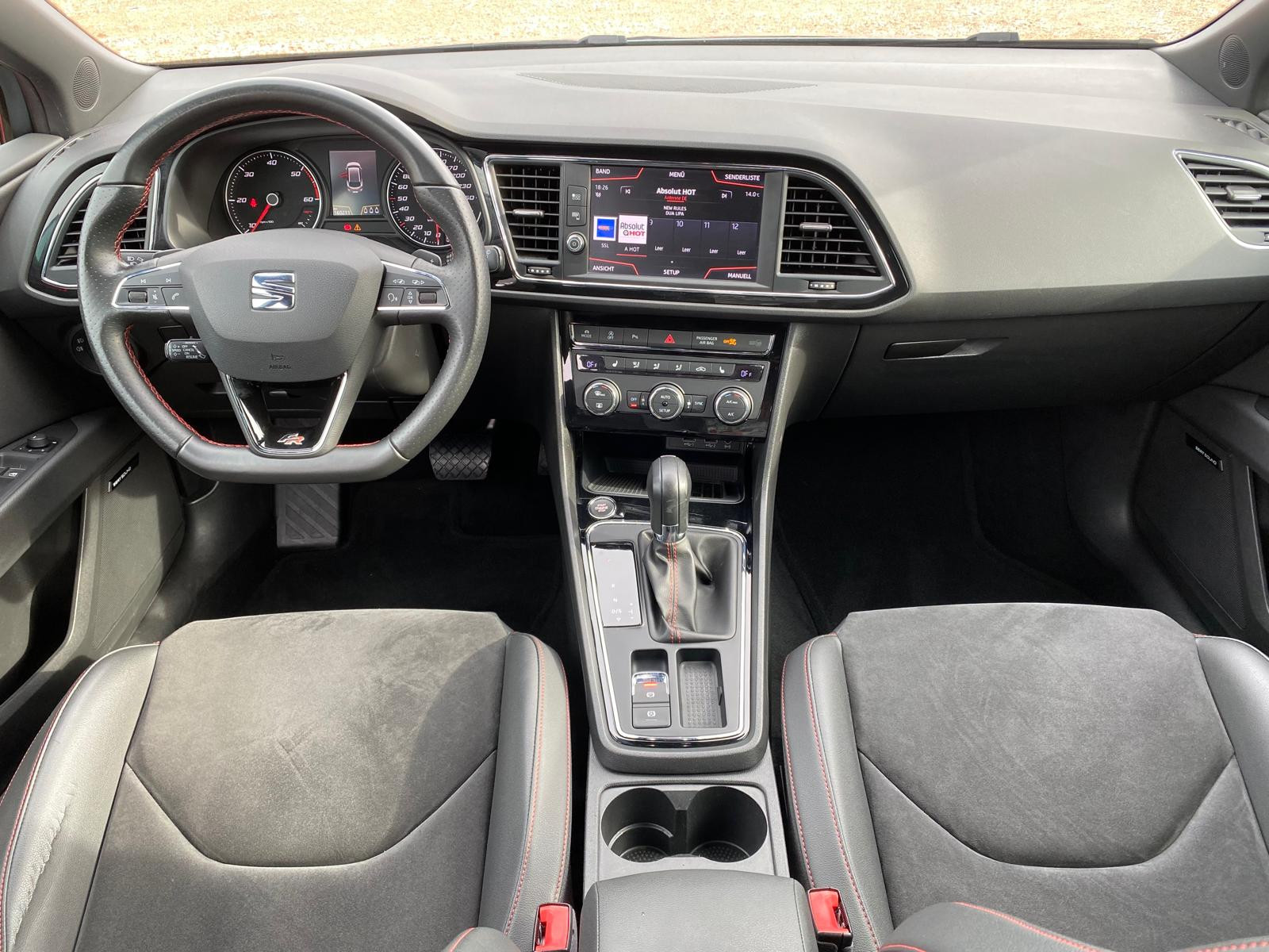 Seat Leon FR/Navi/Dynamic-Paket/Led/Alcantara/R-Kam FR/Navi/Dynamic-Paket/Led/Alcantara/R-Kam - Bild 2
