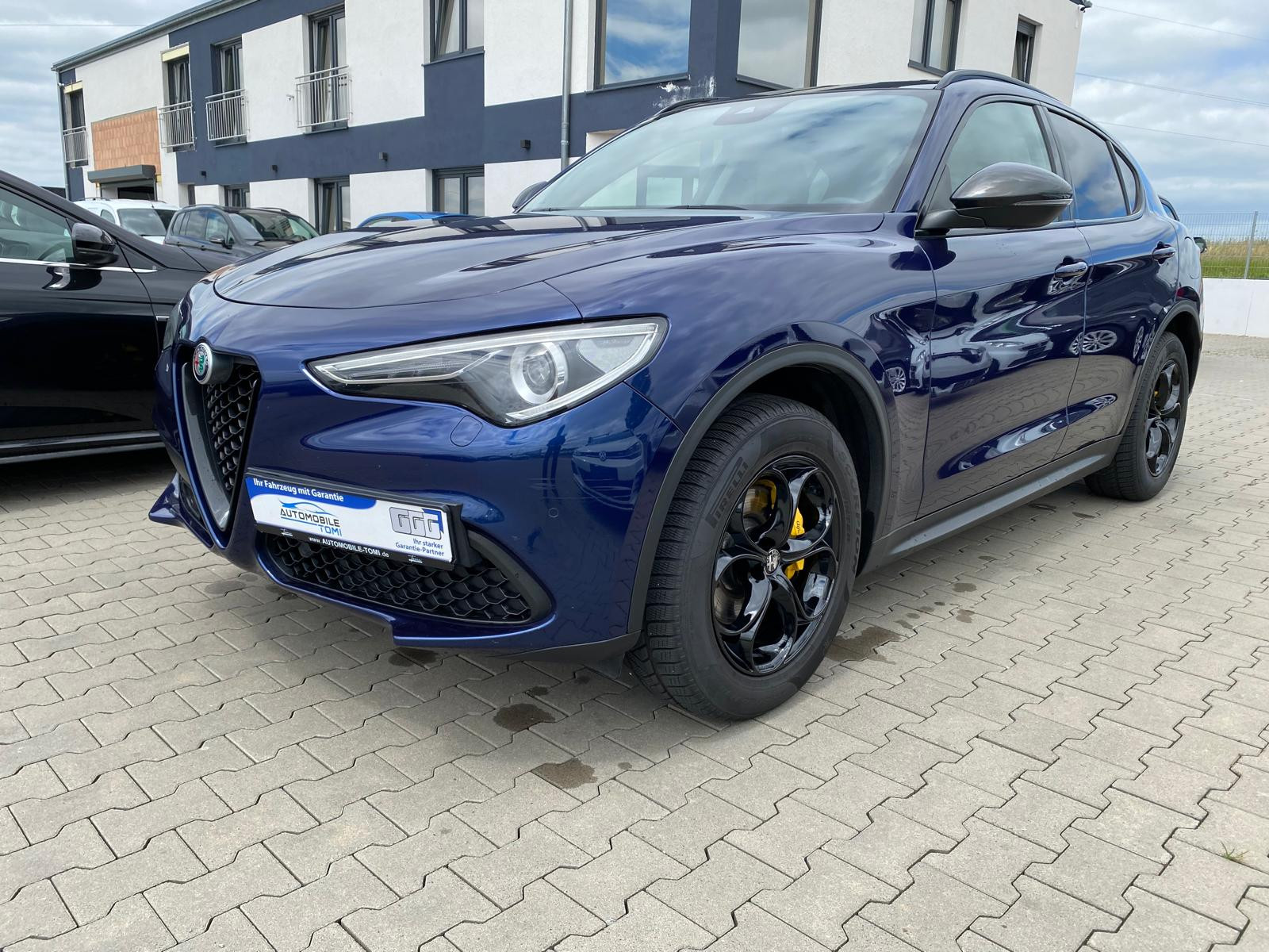 Alfa Romeo Stelvio B-Tech Q4/PANO/LED/NAVI/R-KAM/TÜV NEU B-Tech Q4/PANO/LED/NAVI/R-KAM/TÜV NEU - Bild 1