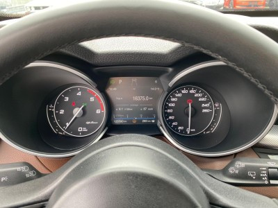 Alfa Romeo Stelvio B-Tech Q4/PANO/LED/NAVI/R-KAM/TÜV NEU B-Tech Q4/PANO/LED/NAVI/R-KAM/TÜV NEU - Bild 15