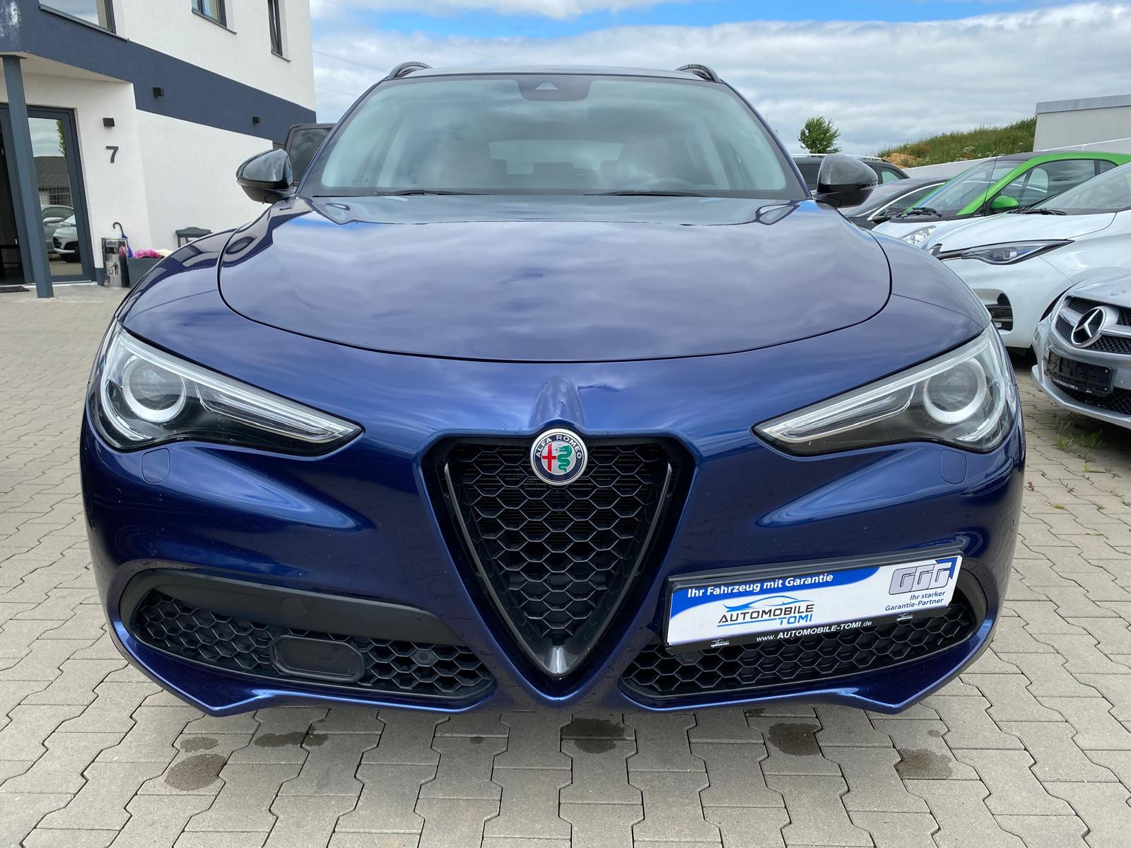 Alfa Romeo Stelvio B-Tech Q4/PANO/LED/NAVI/R-KAM/TÜV NEU B-Tech Q4/PANO/LED/NAVI/R-KAM/TÜV NEU - Bild 3