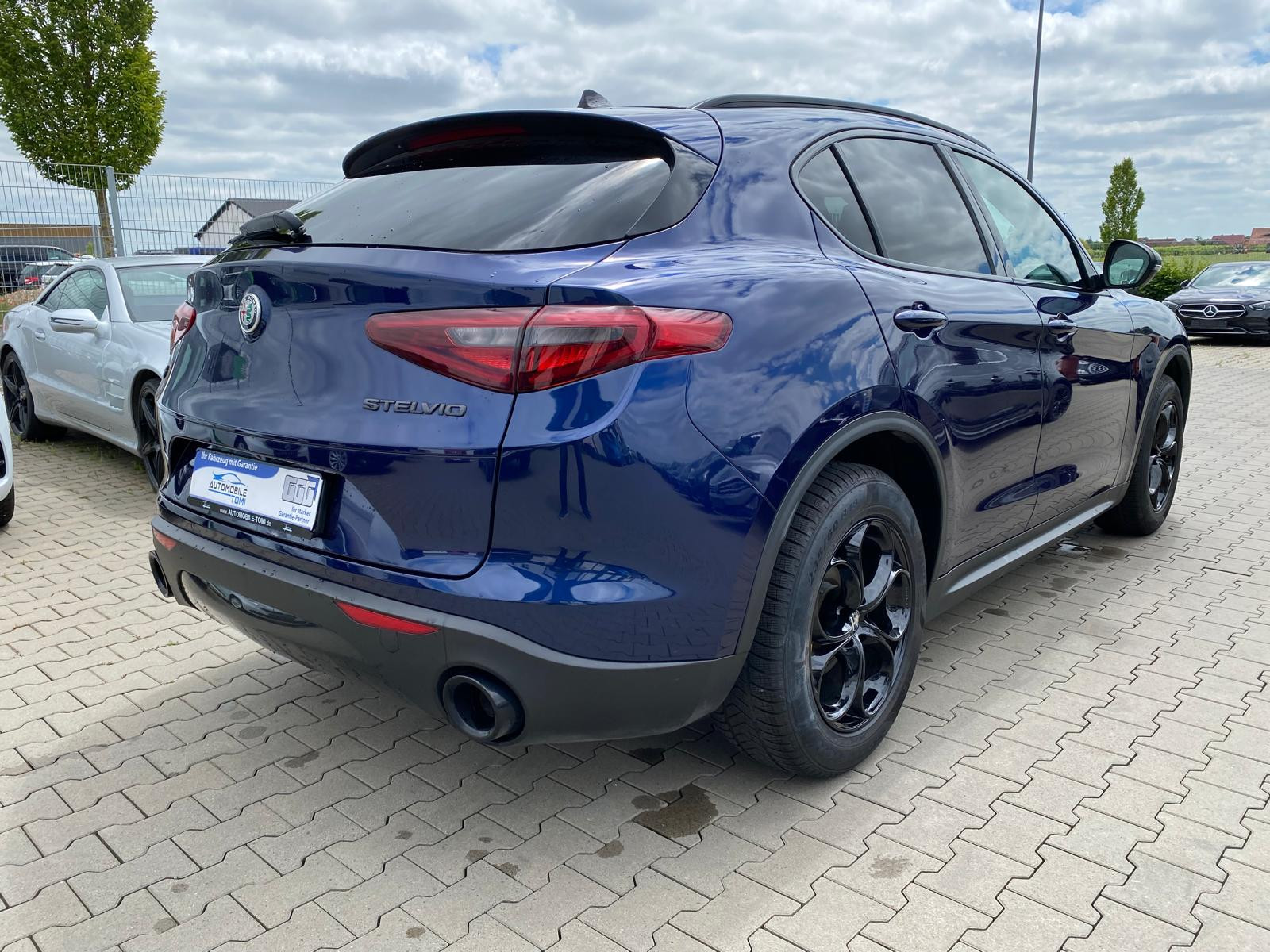 Alfa Romeo Stelvio B-Tech Q4/PANO/LED/NAVI/R-KAM/TÜV NEU B-Tech Q4/PANO/LED/NAVI/R-KAM/TÜV NEU - Bild 4