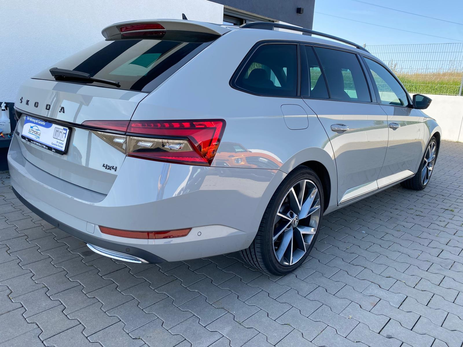 Skoda Superb Sportline 4×4 - Bild 7