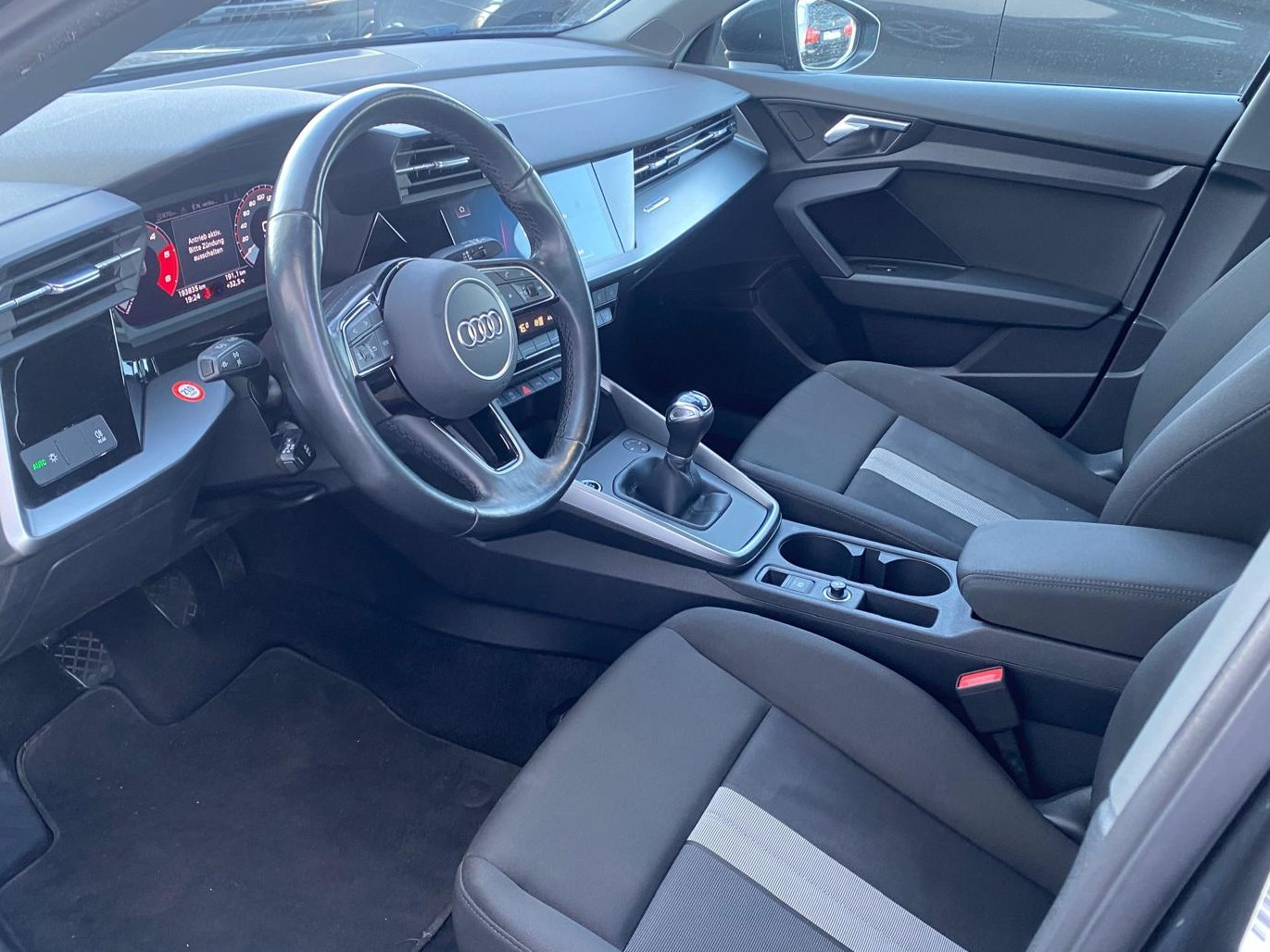 Audi A3 30 TDI advanced/NAVI/R-KAM/TÜV SEVICE NEU 30 TDI advanced/NAVI/R-KAM/TÜV SEVICE NEU - Bild 14