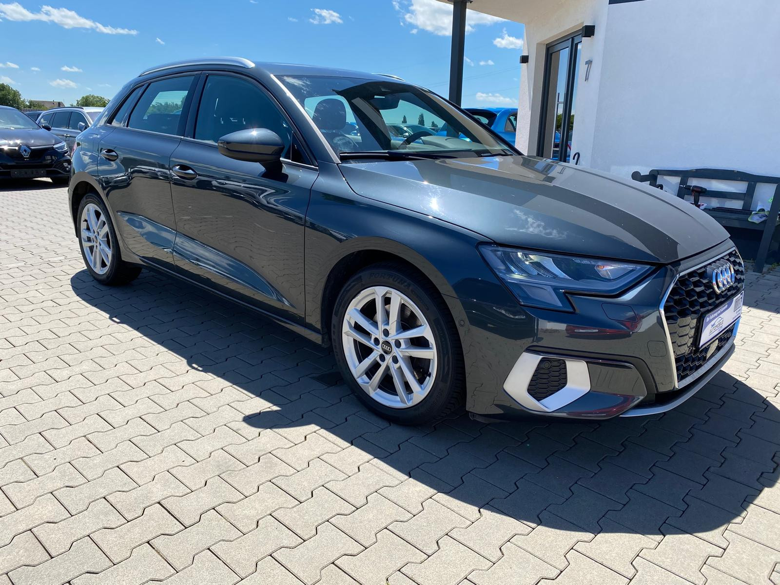 Audi A3 30 TDI advanced/NAVI/R-KAM/TÜV SEVICE NEU 30 TDI advanced/NAVI/R-KAM/TÜV SEVICE NEU - Bild 8
