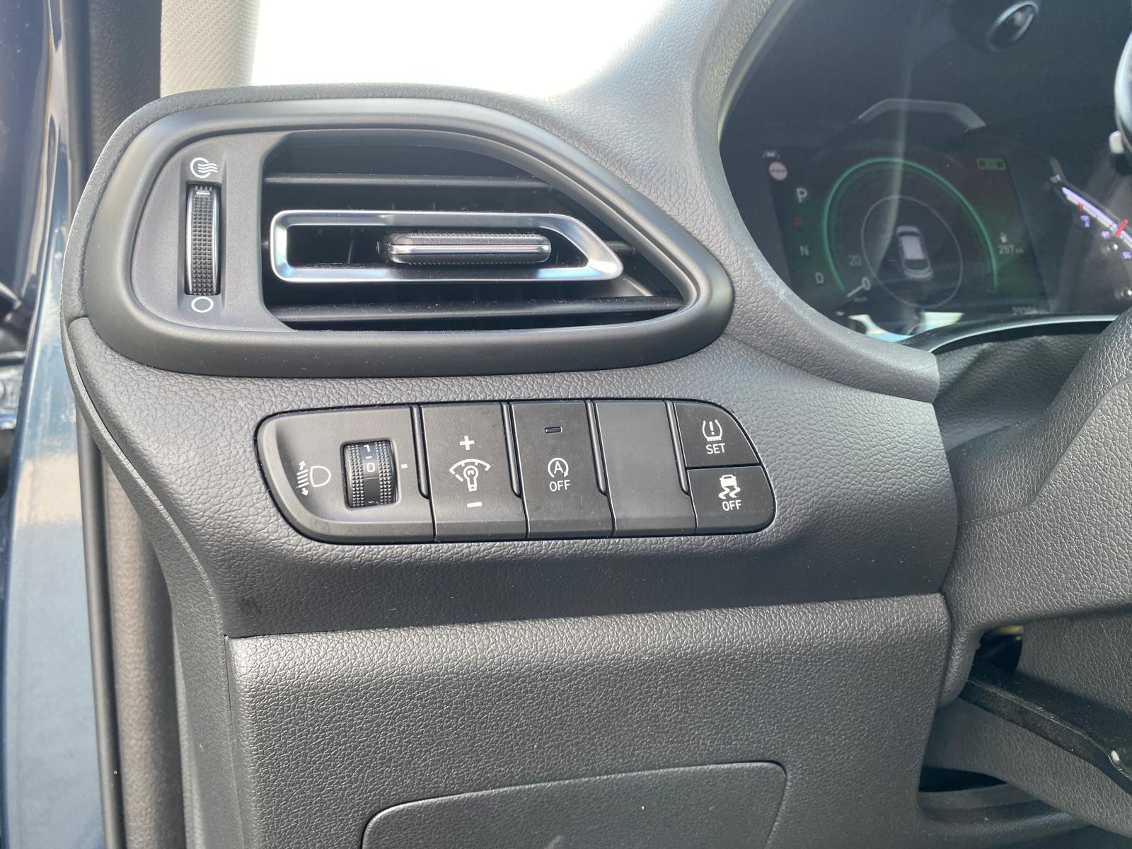 Hyundai i30 Prime/NAVI/PANO/R-KAM/Komfort-Paket Prime/NAVI/PANO/R-KAM/Komfort-Paket - Bild 13