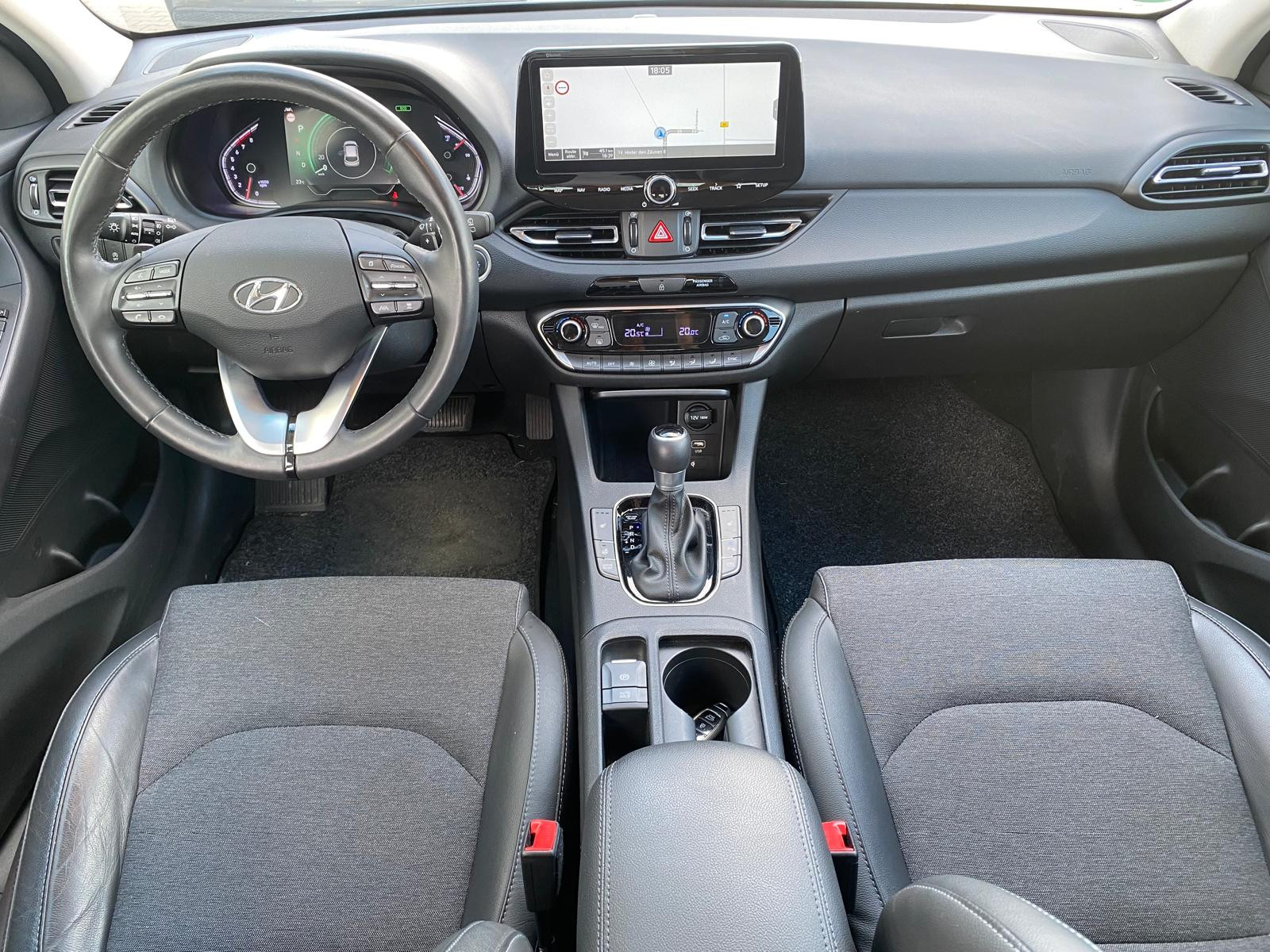 Hyundai i30 Prime/NAVI/PANO/R-KAM/Komfort-Paket Prime/NAVI/PANO/R-KAM/Komfort-Paket - Bild 2